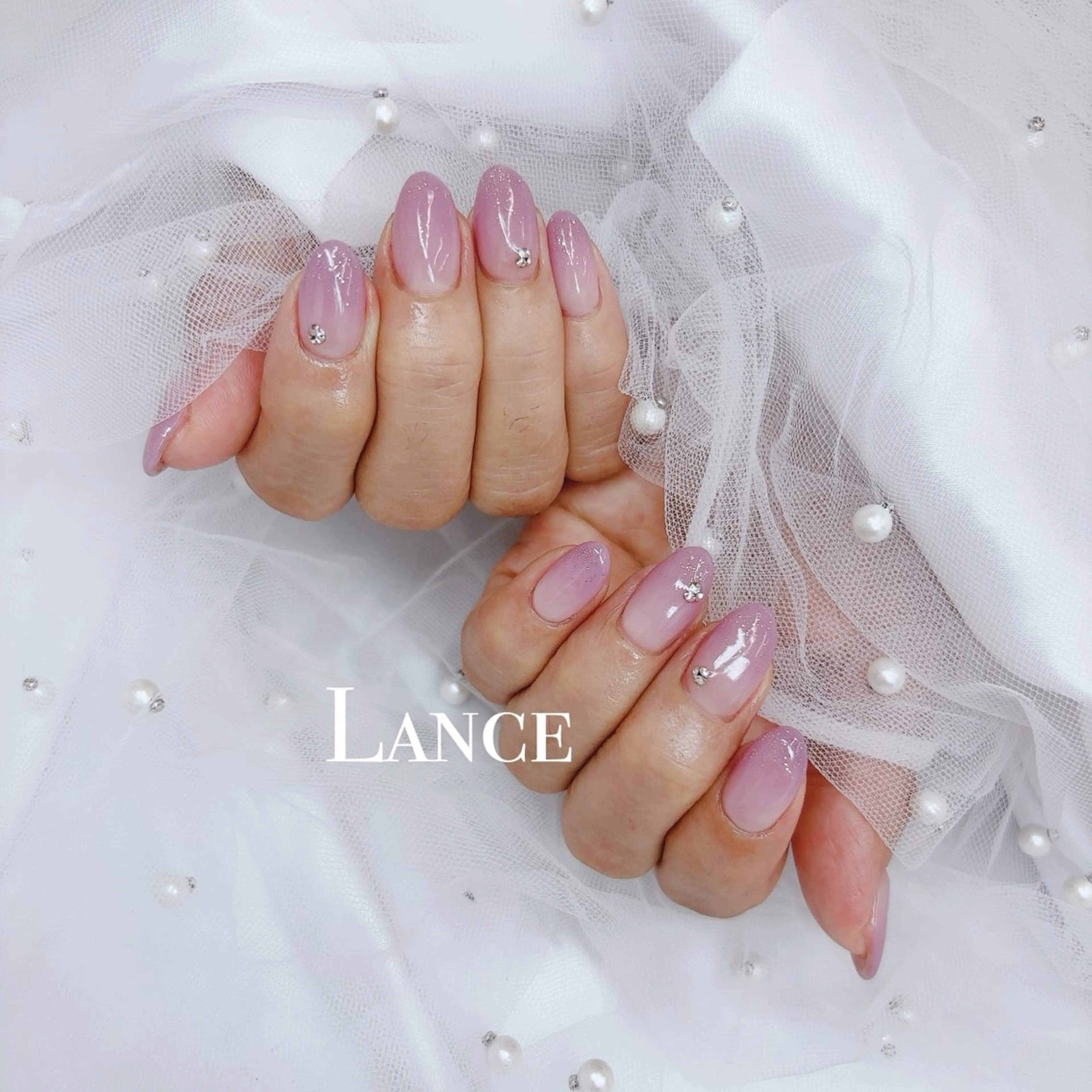 ネイル オーロラネイル フットネイル 氷ネイル・うるうるネイル キラキラネイル 韓国ネイル ハンドネイル Lance nailのネイルデザイン