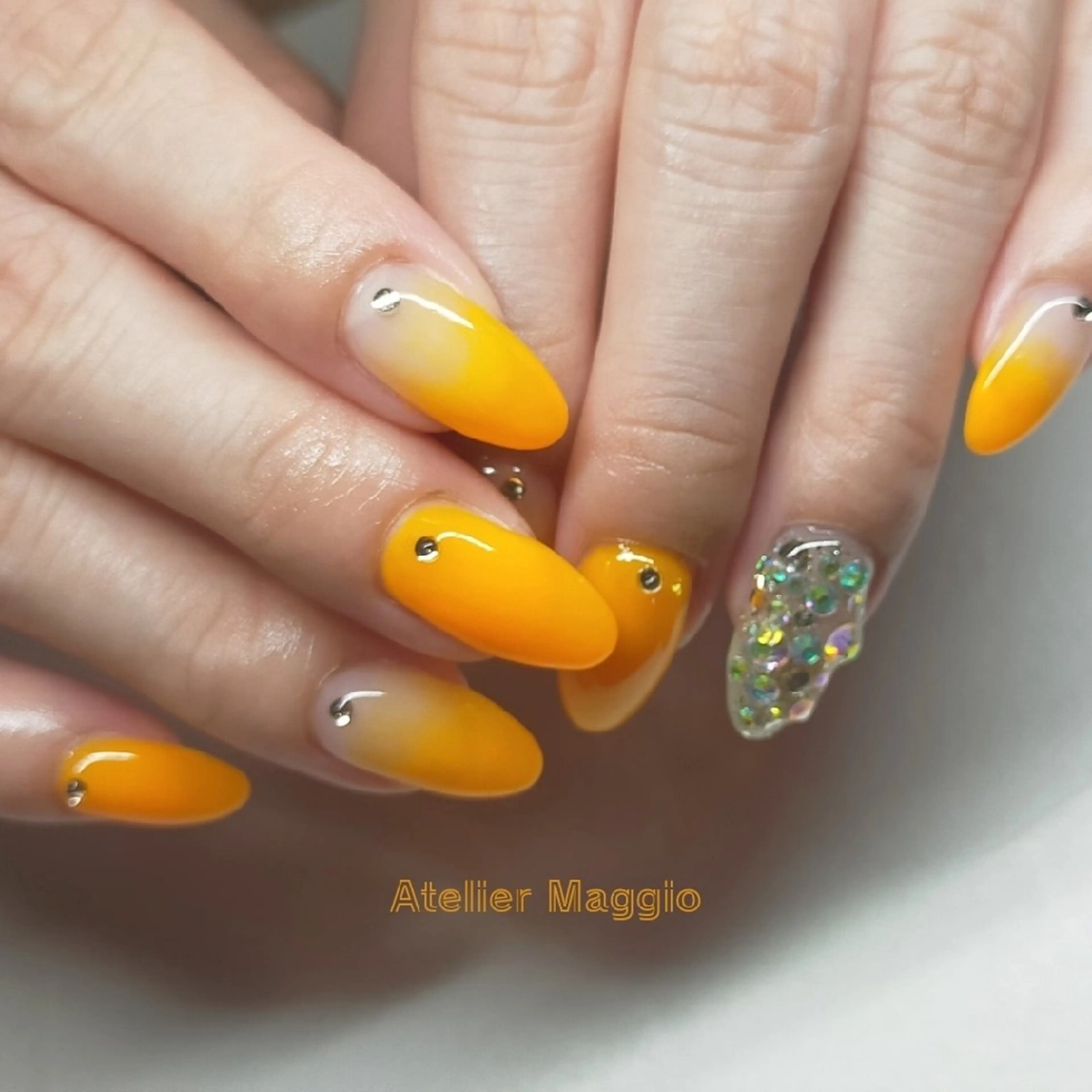 ネイル グラデーション ワンカラーネイル アトリエマッジョ madokaのその他イメージ