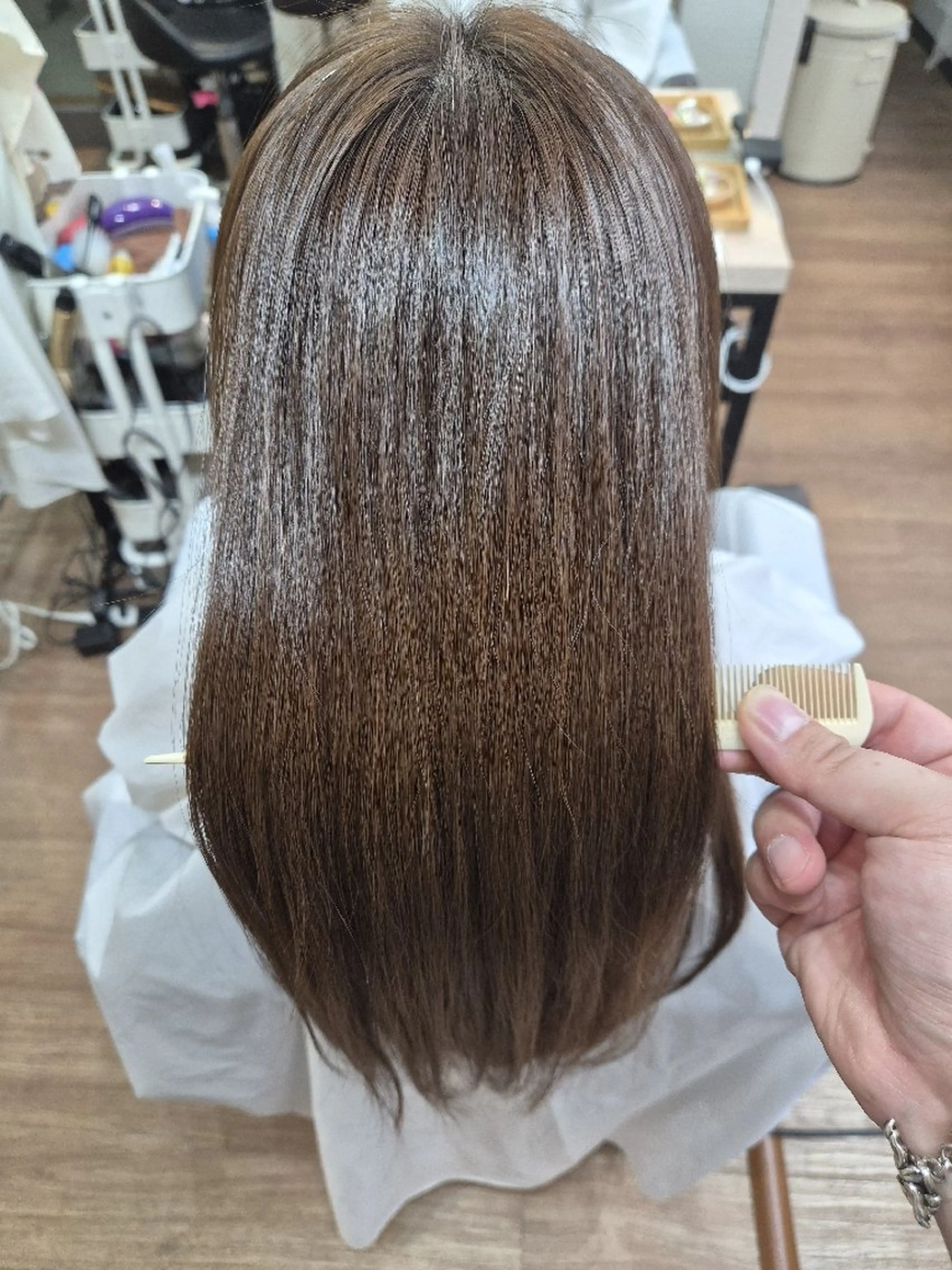 セミロング 艶カラー◎矯正⭐髪診 断#天王寺区@山本
のヘアスタイル