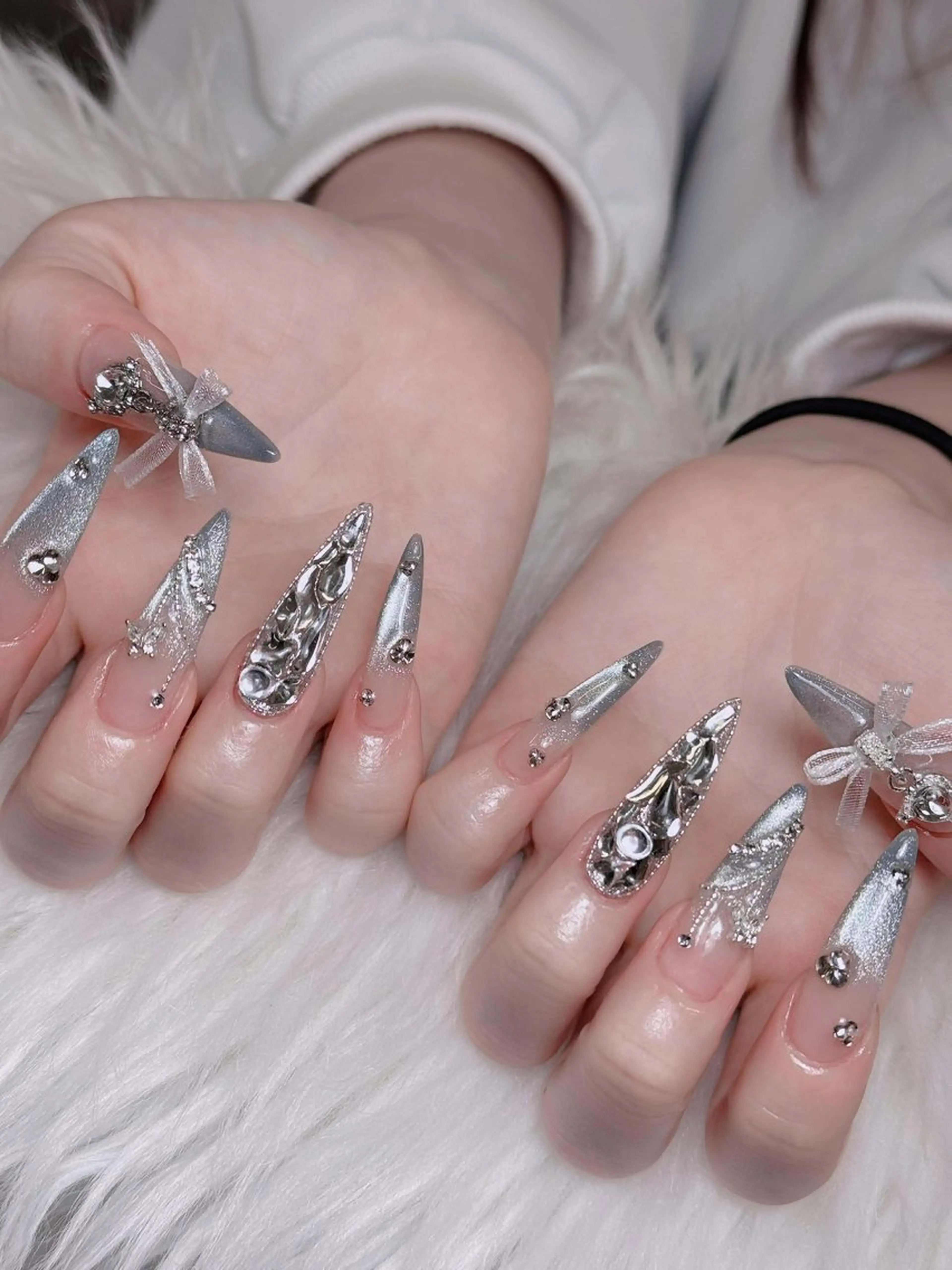 ネイル オーロラネイル チークネイル フットネイル フレンチネイル 韓国ネイル ハンドネイル Lumi Nailのネイルデザイン