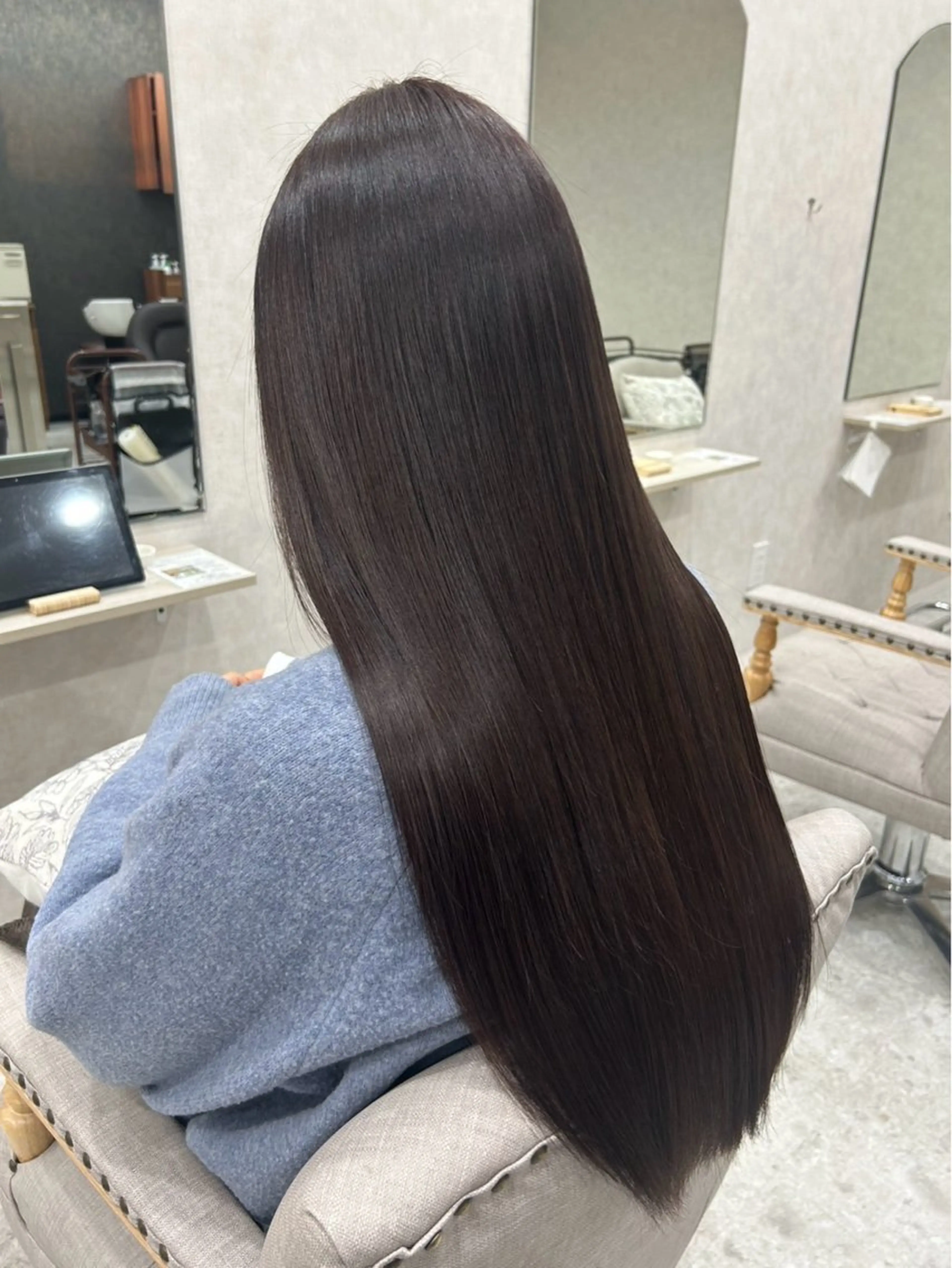 縮毛矯正（肩​〜​胸上）+うる艶トリートメント✨の写真