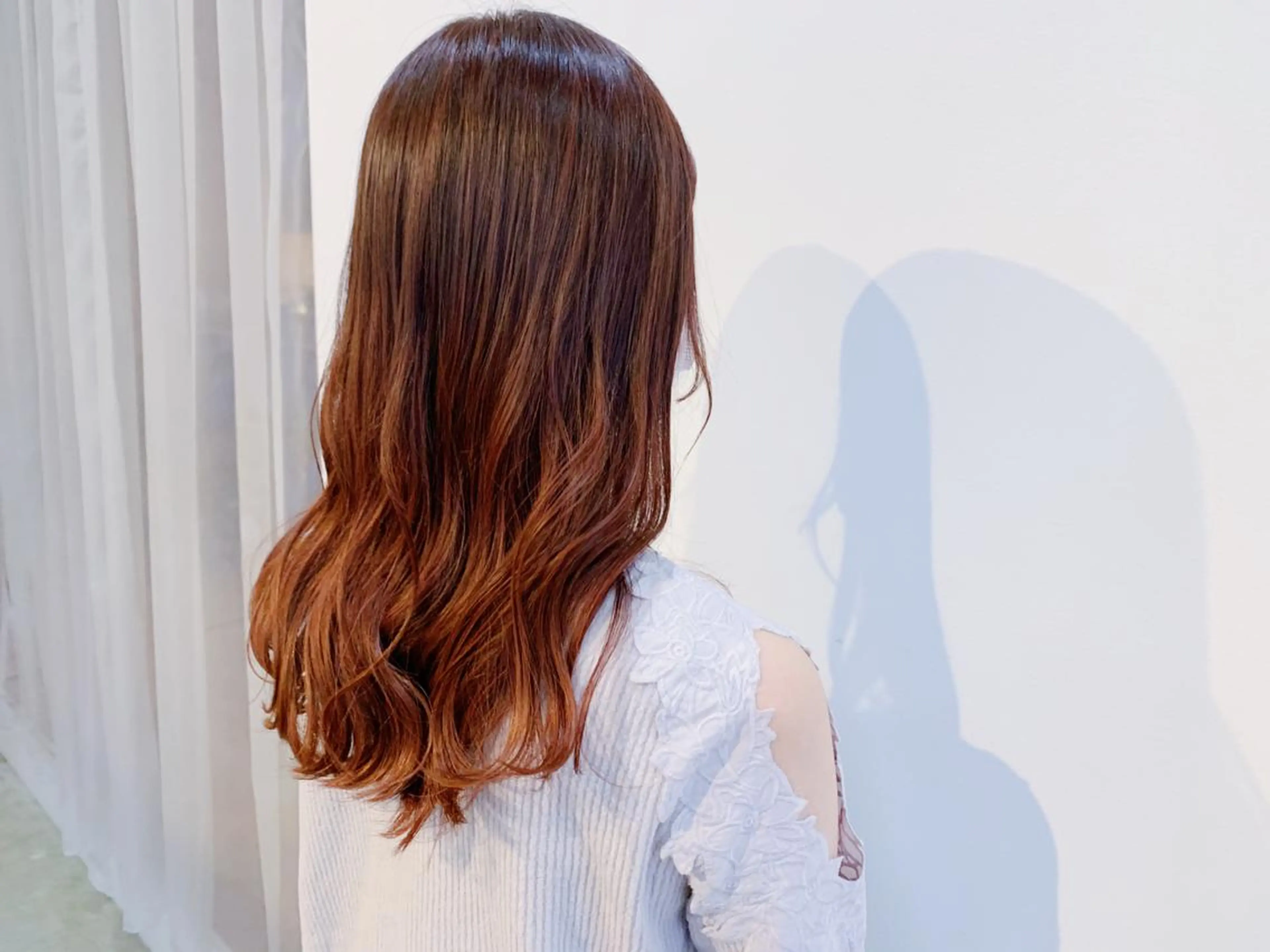 ミディアム カラー タカハシ ハヤトのヘアスタイル