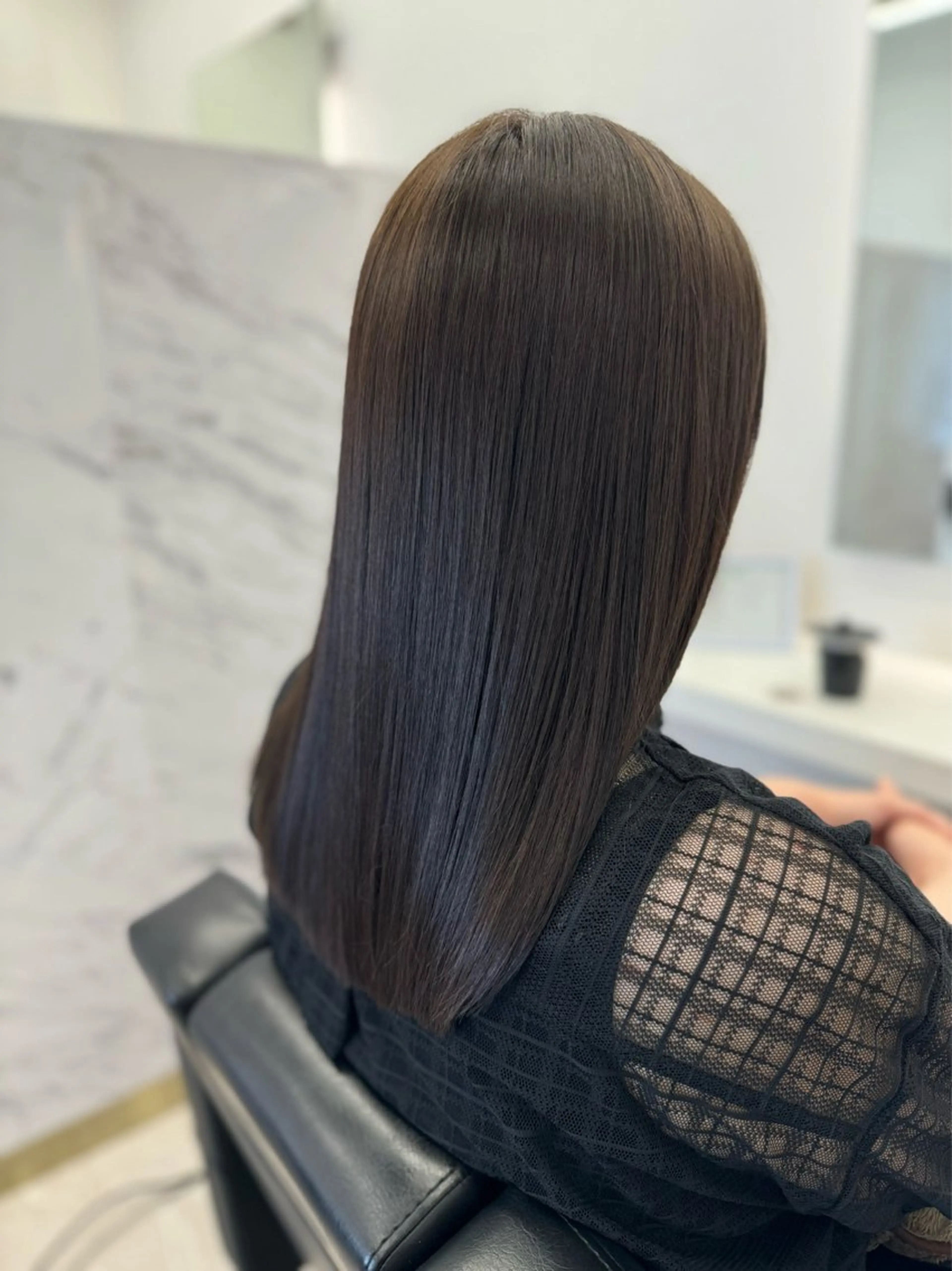 セミロング カラー IRESU札幌駅南口店所属・IRESU ヤマウチリセのヘアスタイル