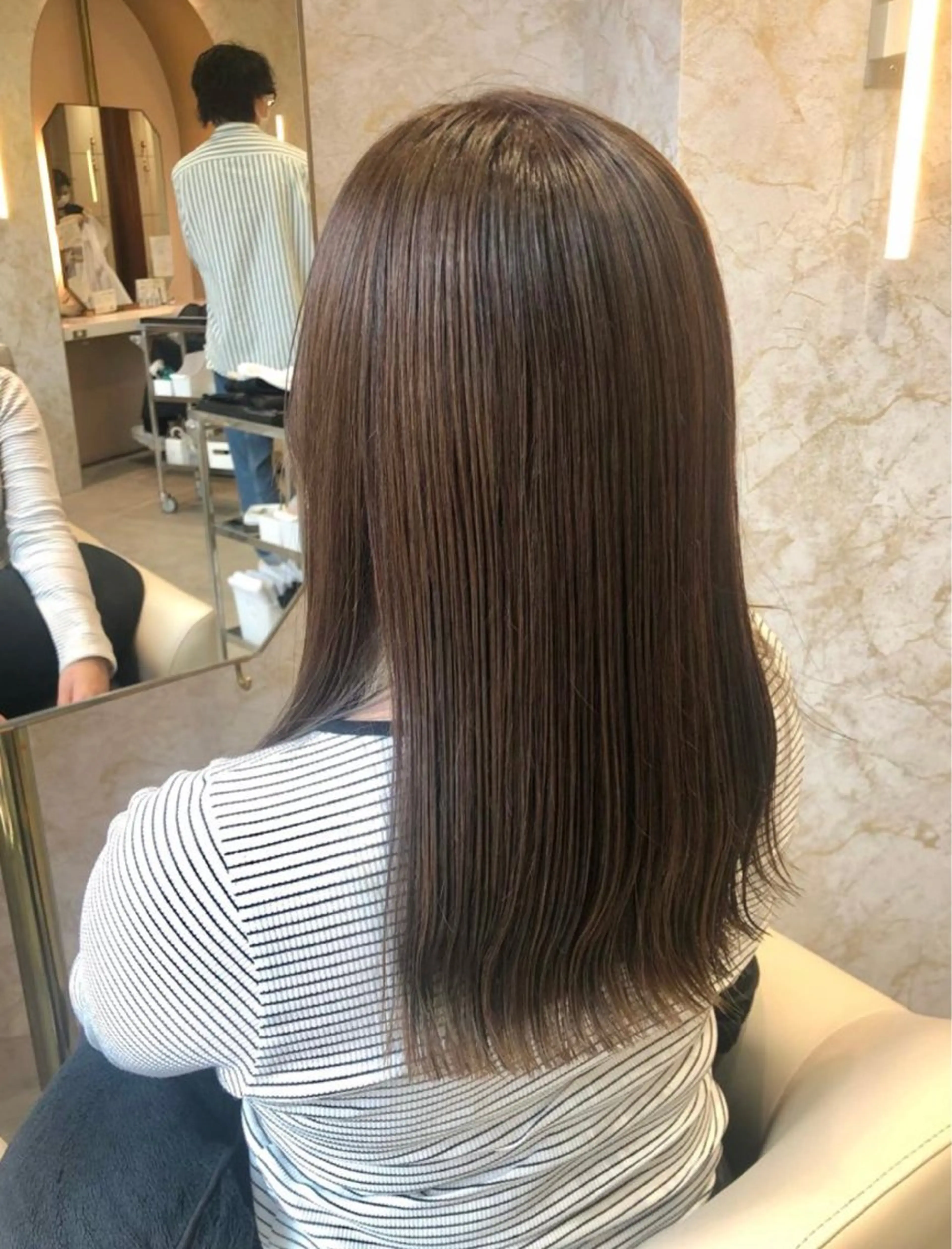 ミディアム La fith hair rond 立川店所属・kyosuke 透明感カラーのヘアスタイル