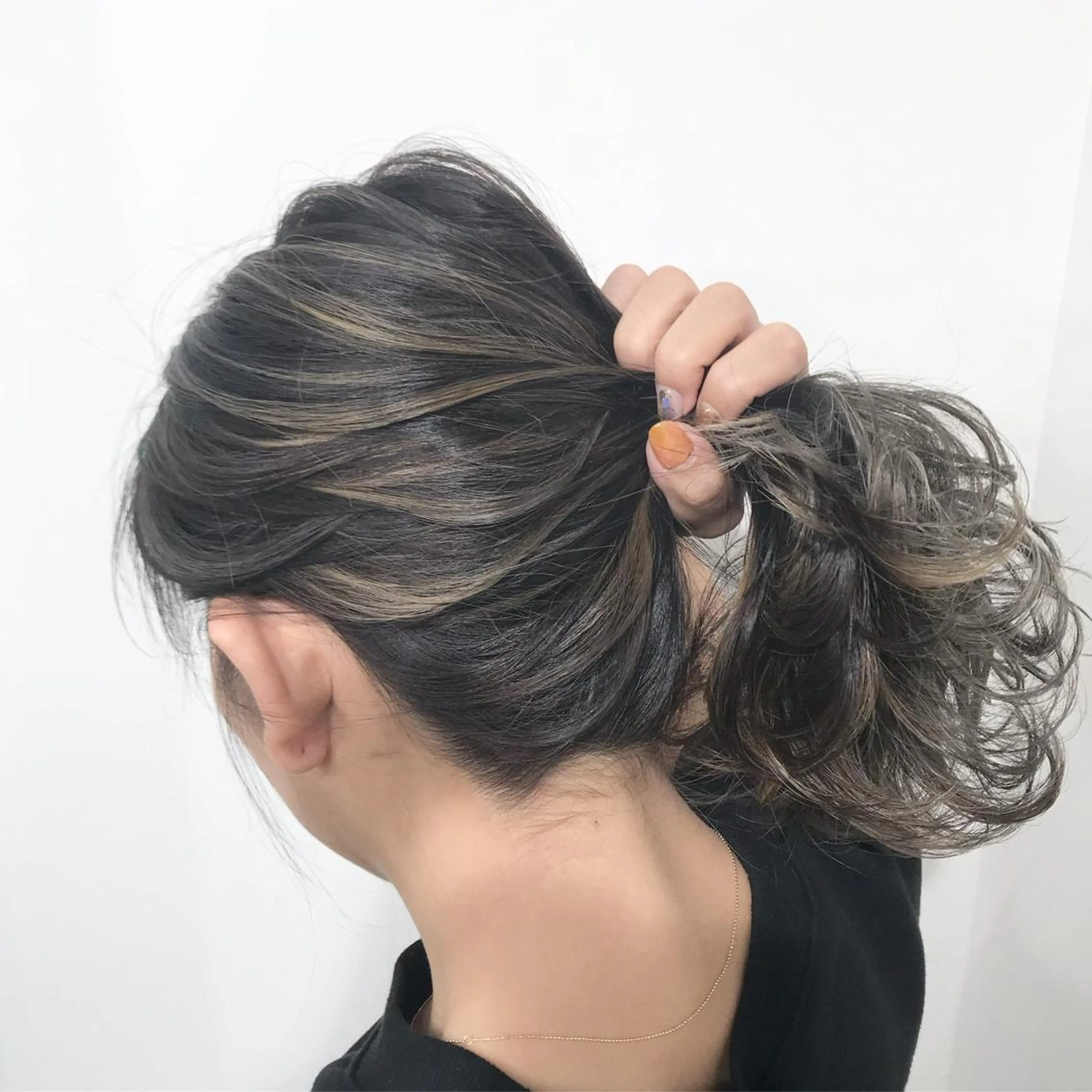 セミロング タカハシ ユウキのヘアスタイル