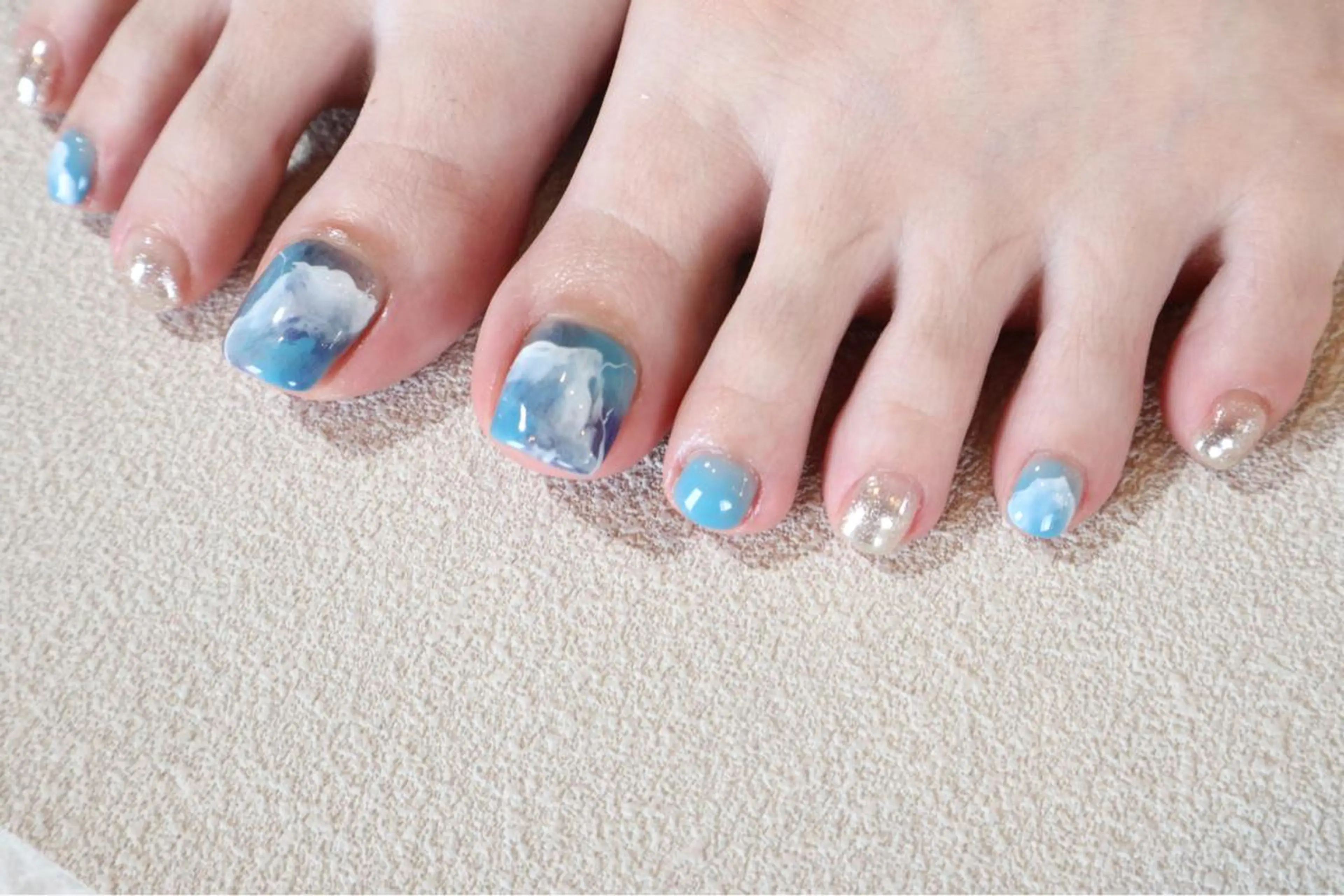 ネイル フットネイル 小河 仁美のネイルデザイン