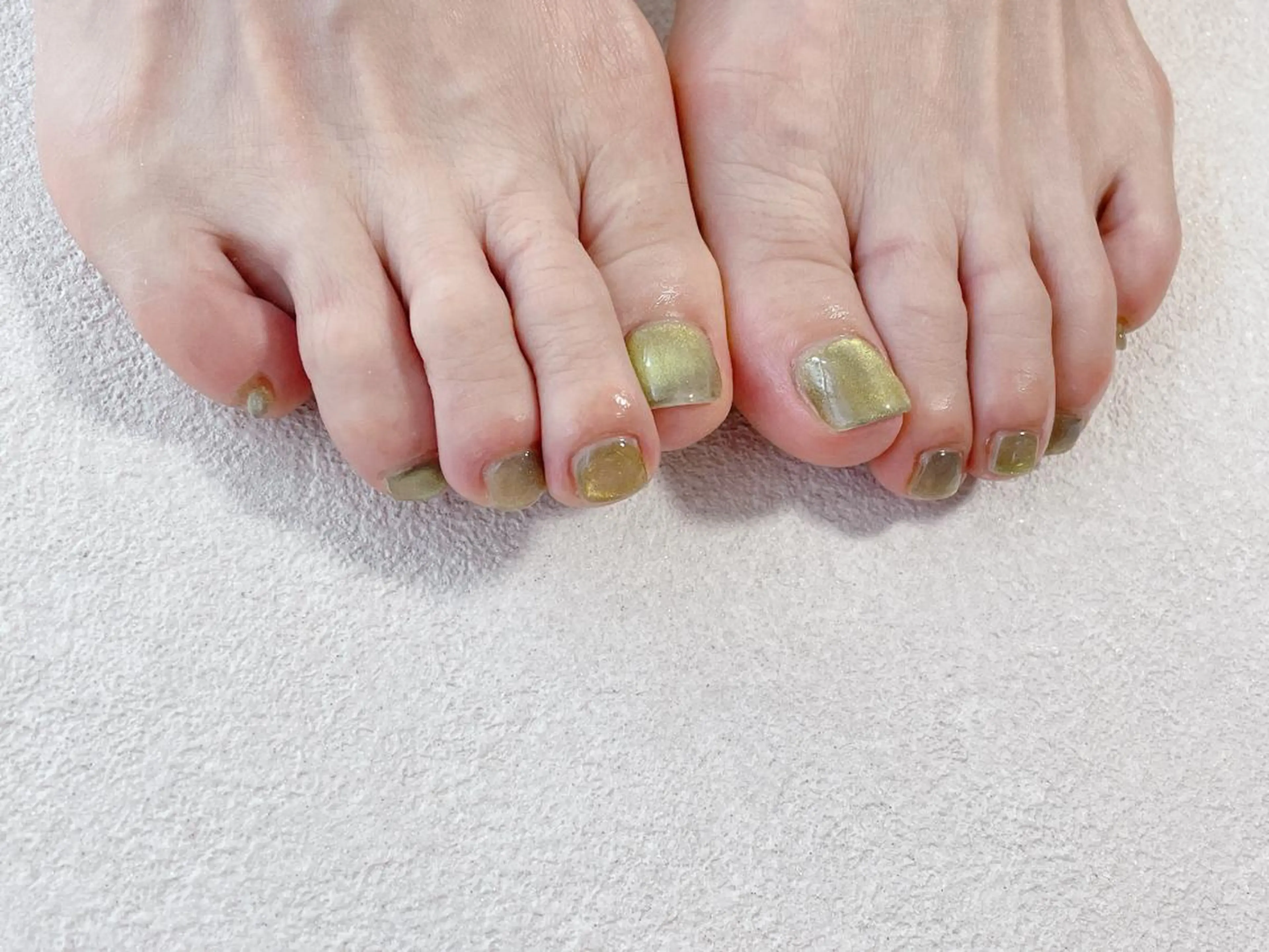 ネイル オーロラネイル フラワーネイル フットネイル フレンチネイル ジェルネイル kikinail 溝の口のネイルデザイン