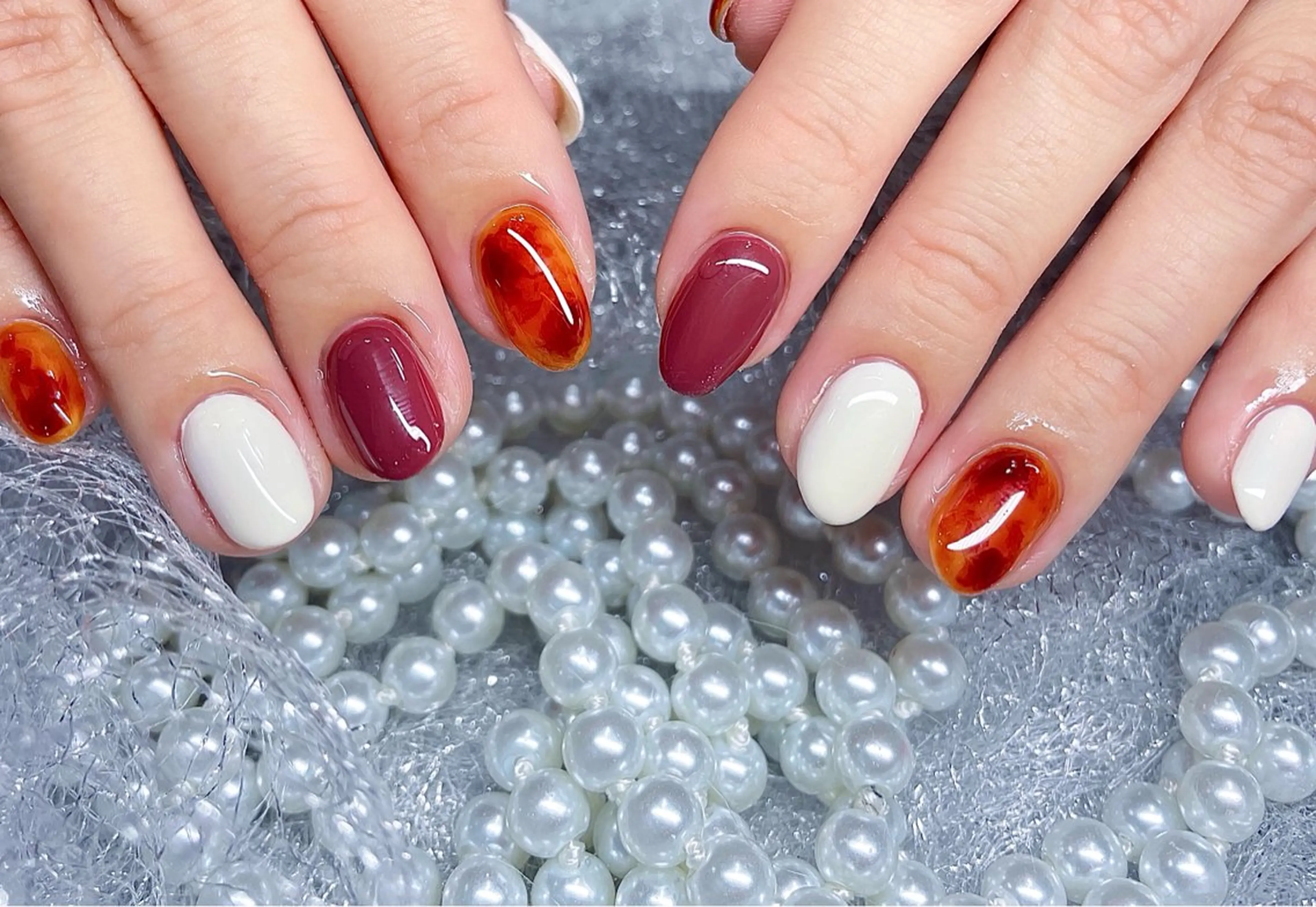 ネイル 長さ出し フットネイル フレンチネイル ジェルネイル ガラスフレンチ More Glam渋谷店のネイルデザイン