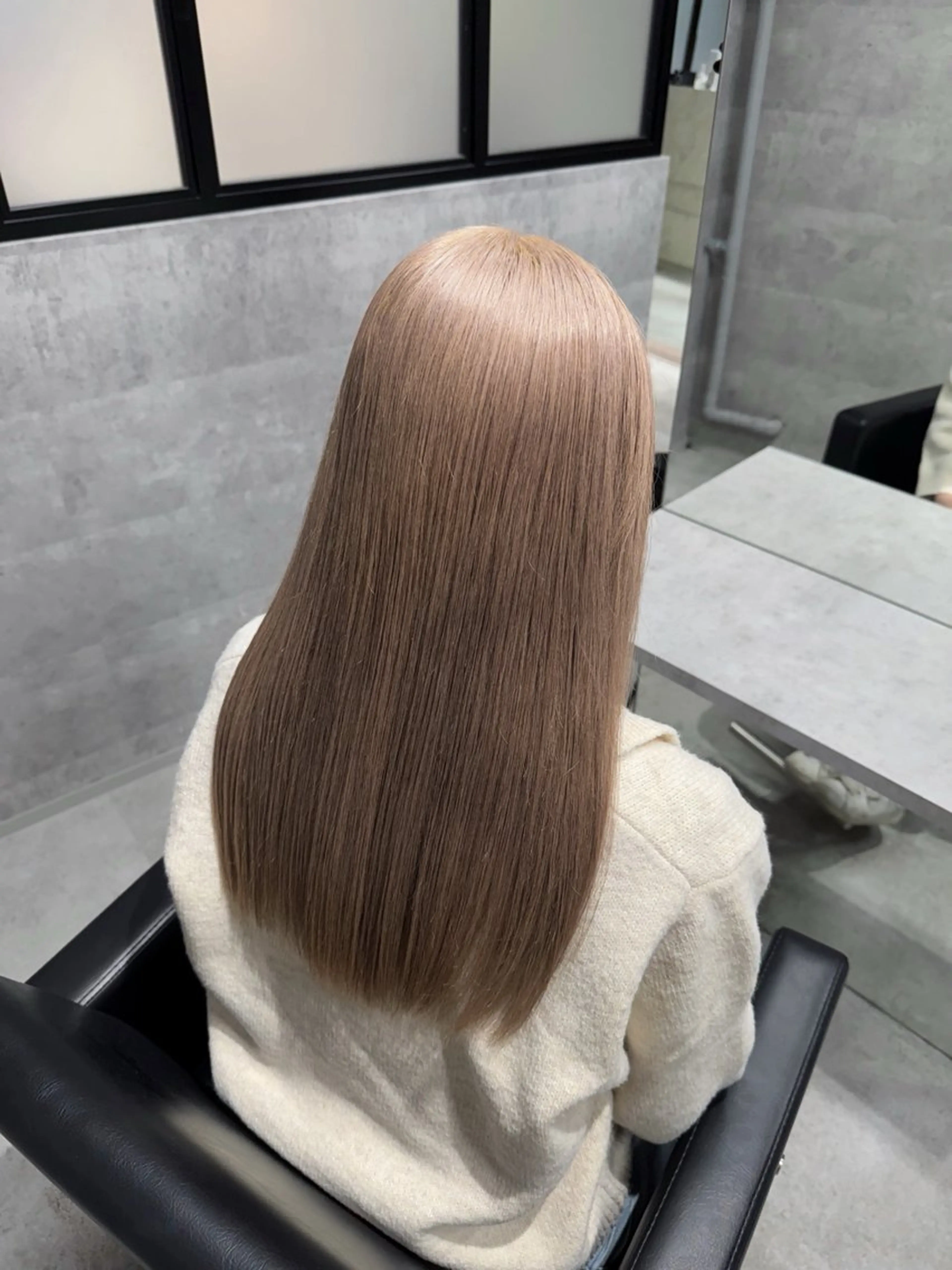 ロング カラー 川浪 ほほみのヘアスタイル