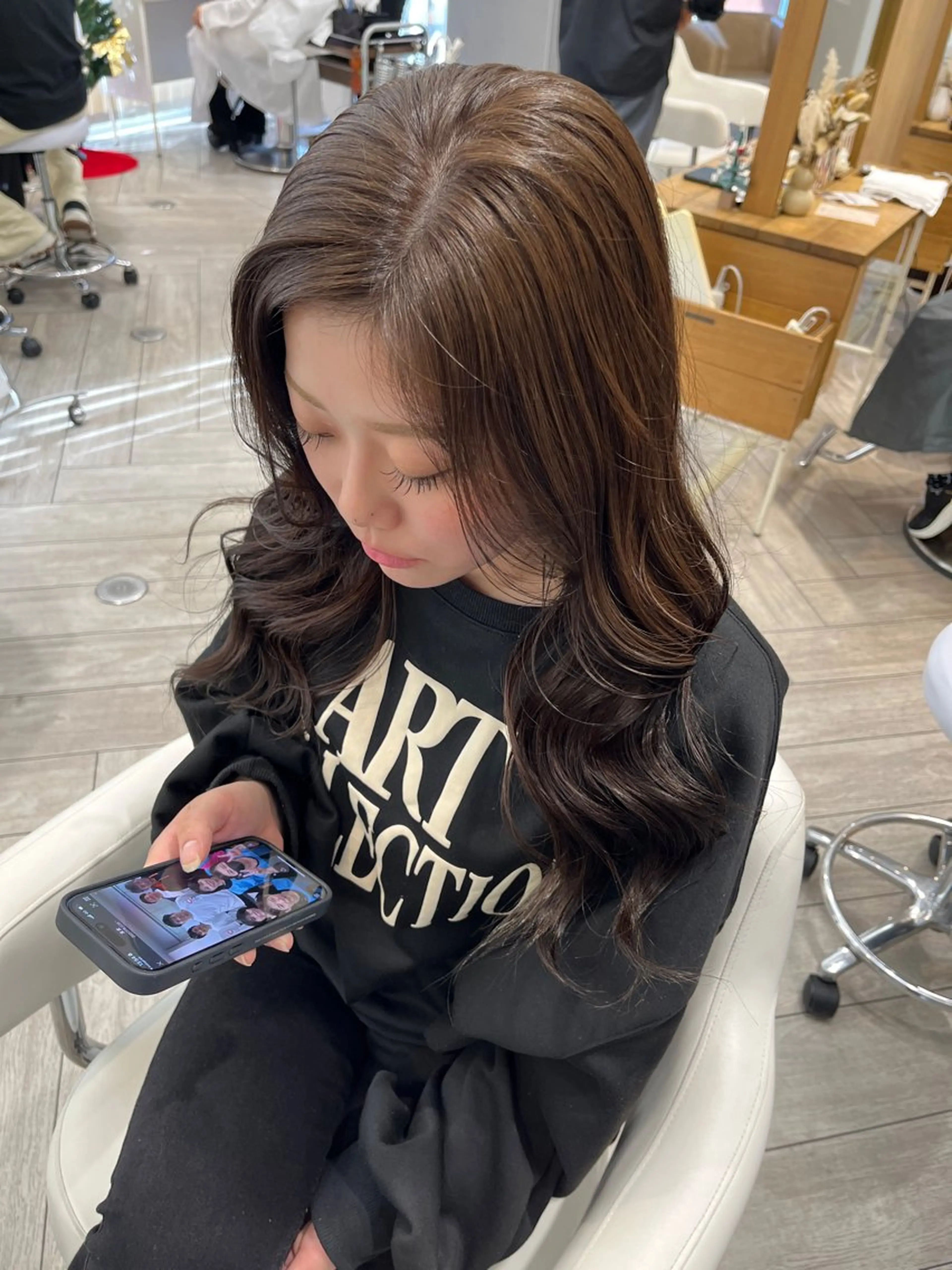 ロング カット ヘアカラー トリートメント AVANCE. chisatoのヘアスタイル