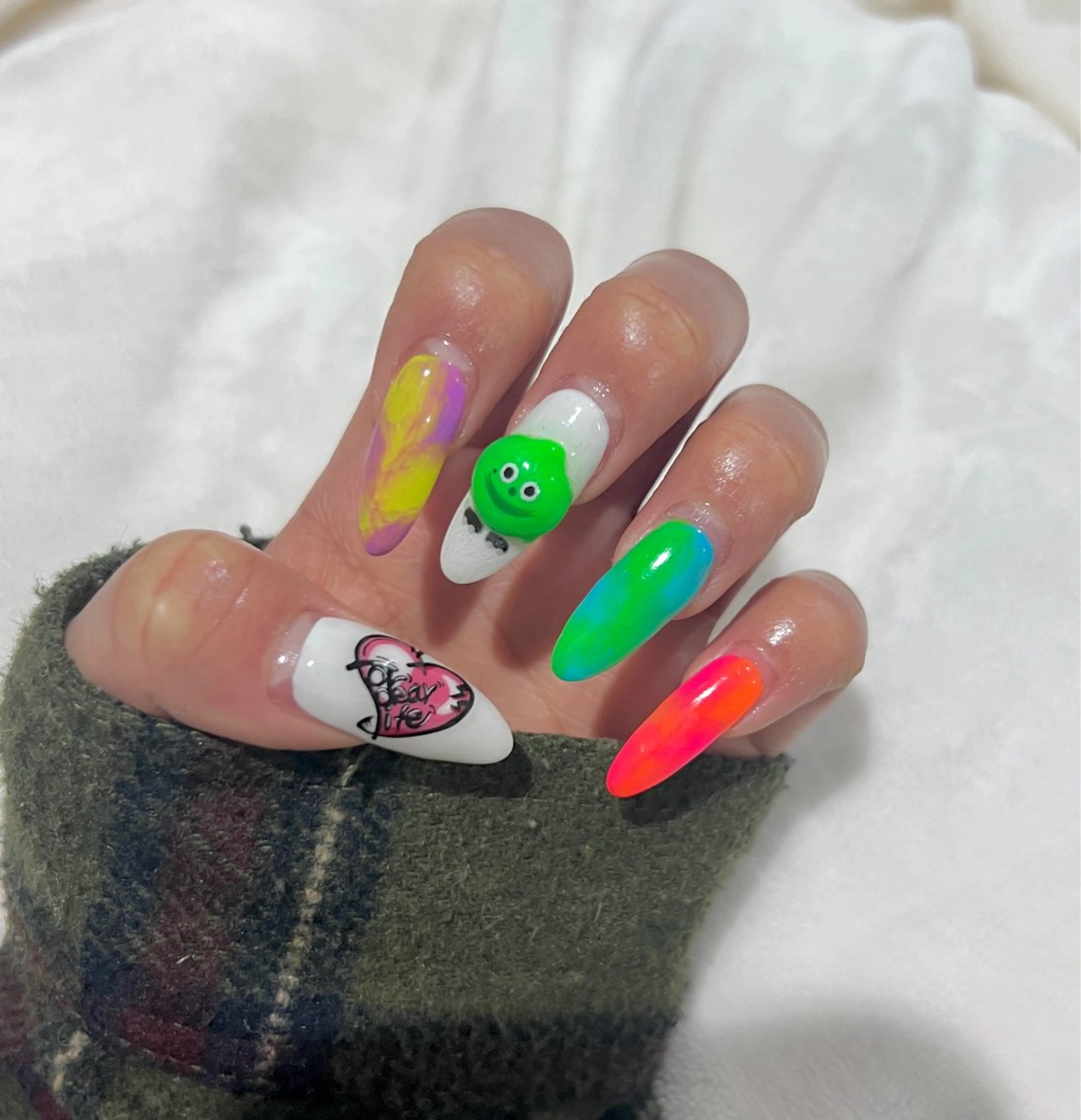 ネイル アートネイル いちじゅう あおいのネイルデザイン