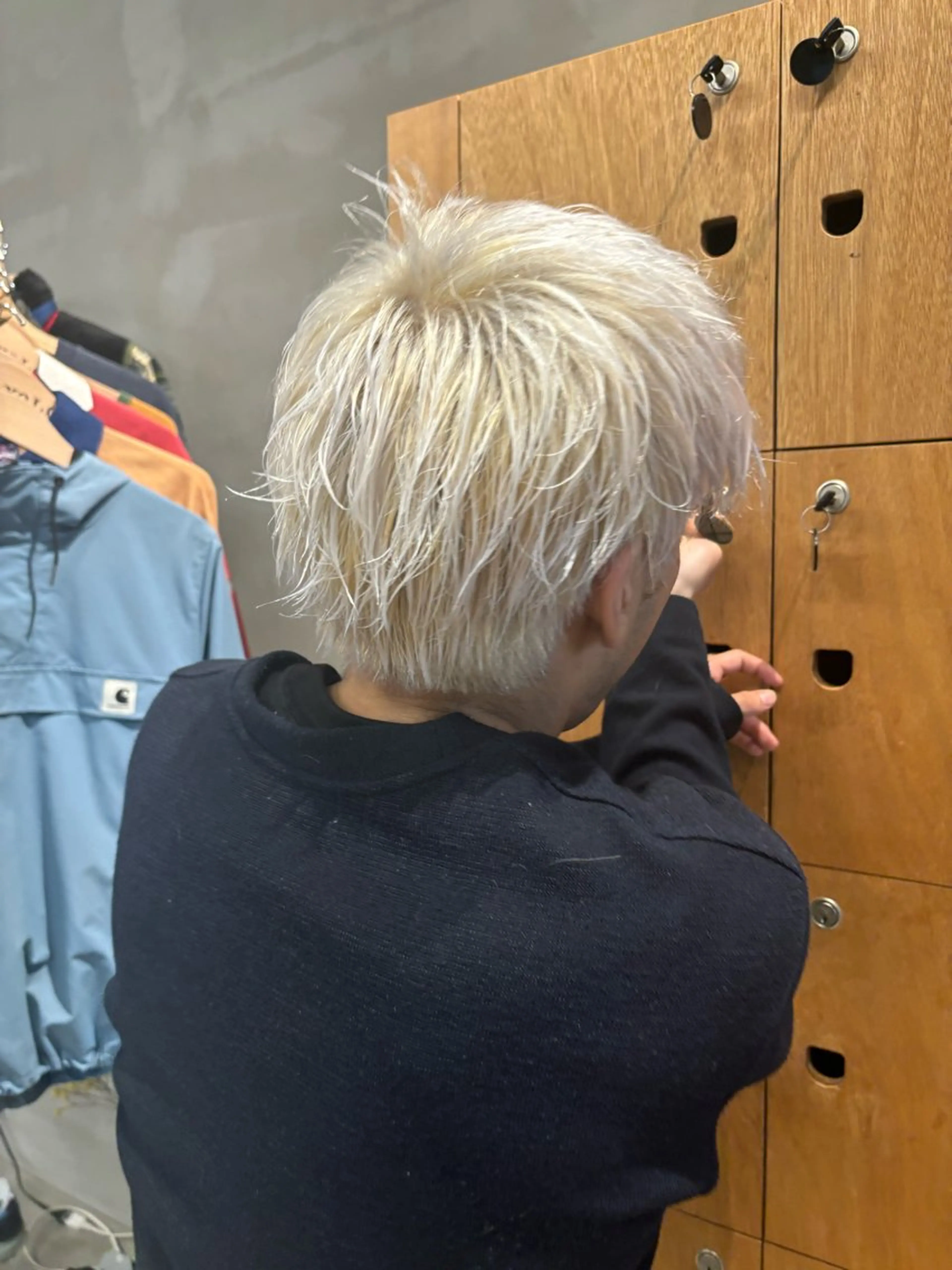 カラー メンズ wewe: momoeのヘアスタイル