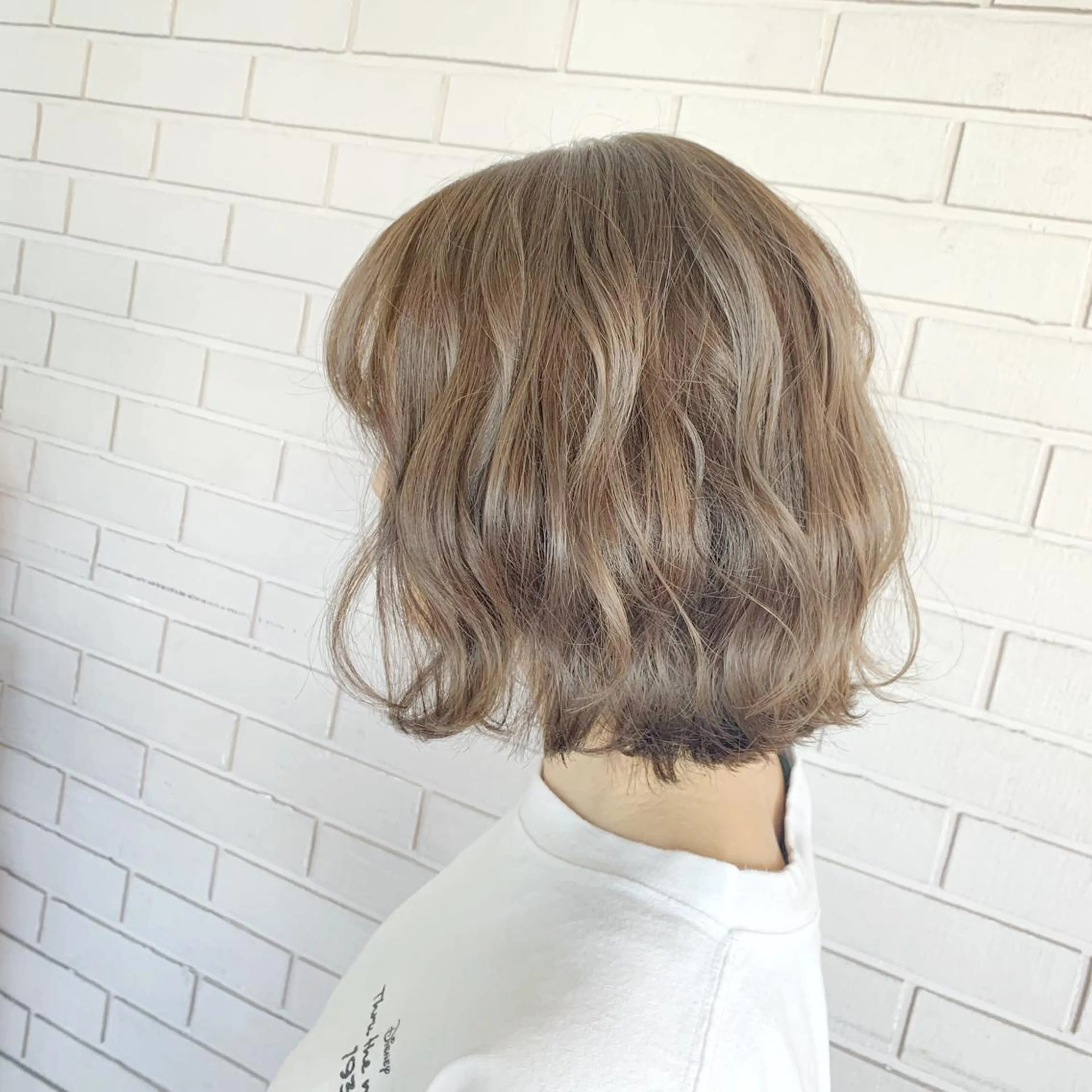 ショート カラー 杉村 未来のヘアスタイル