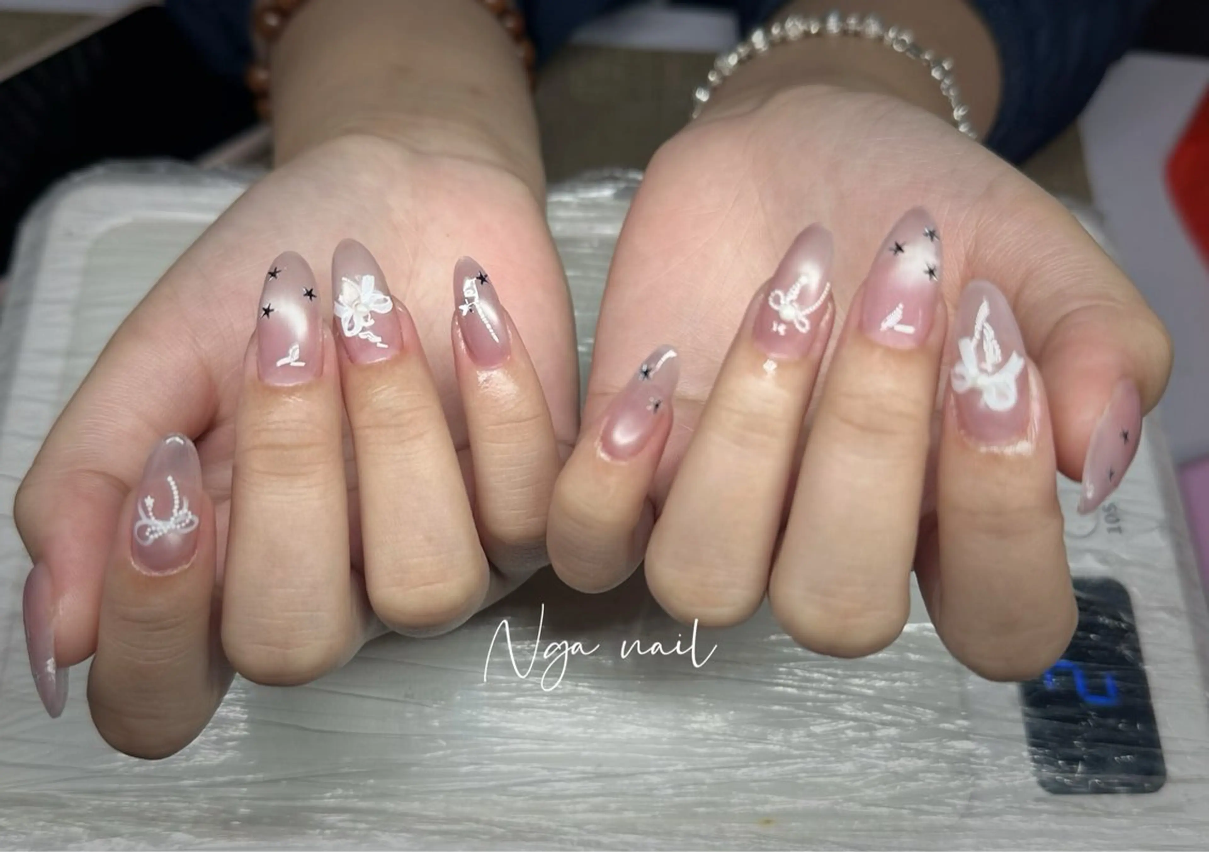 [オフあり] 10本長さだし💅マグネットorフラッシュorグラデーション(べースあり)の写真