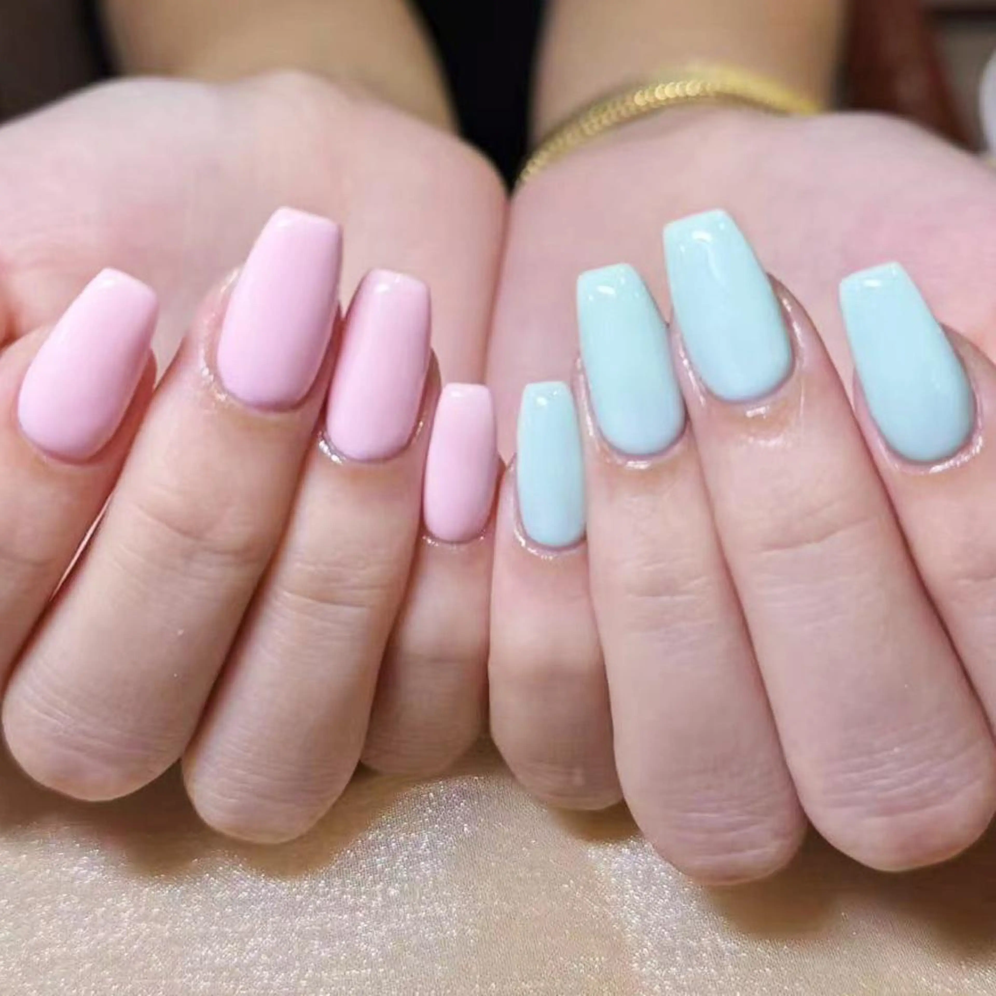 ネイル アートネイル オーロラネイル ガーリー キラキラネイル マグネットネイル ハンドネイル ハンドケア Diamond 🚢のネイルデザイン