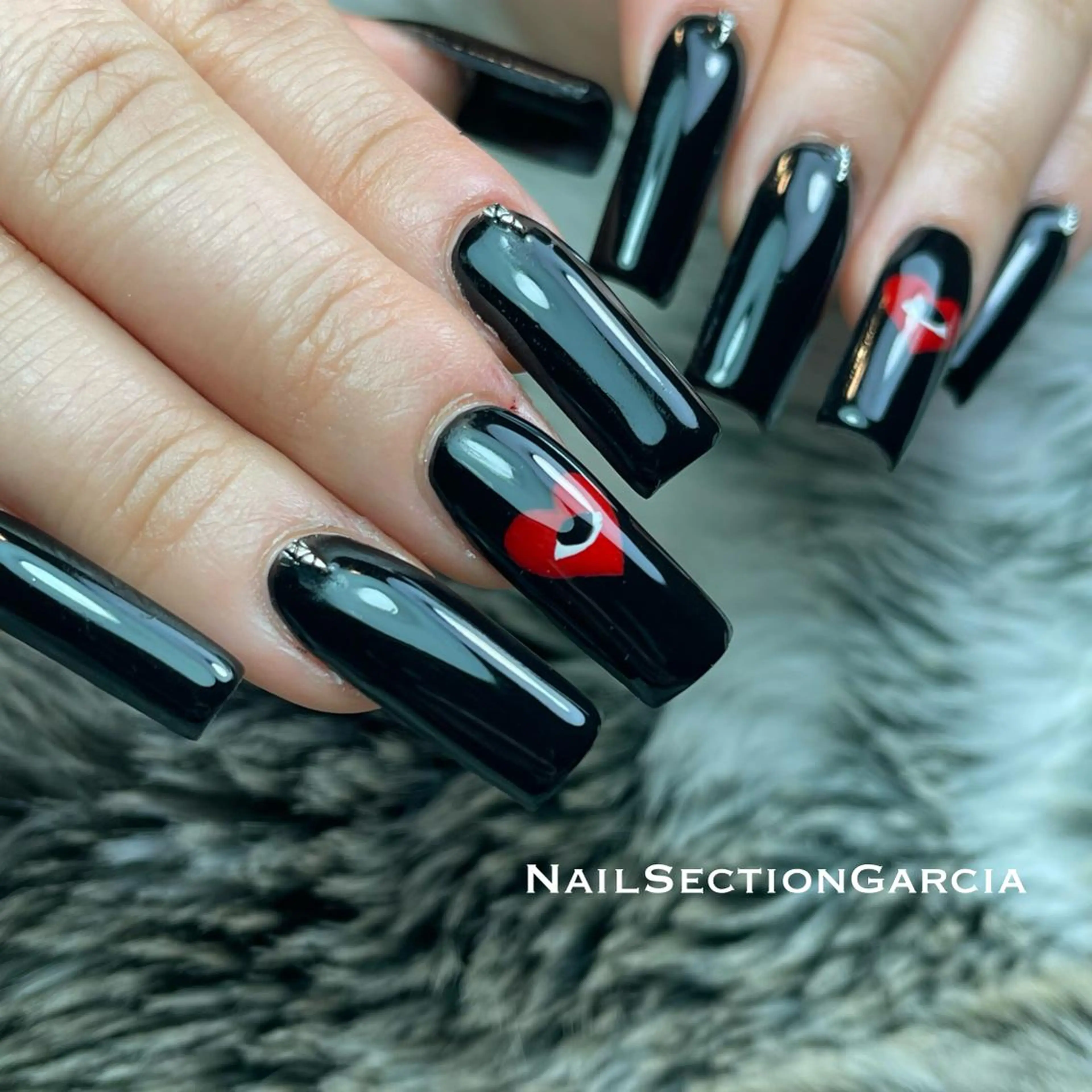 【スカルプ】アート少なめシンプルデザイン!1本〜4本アートの写真