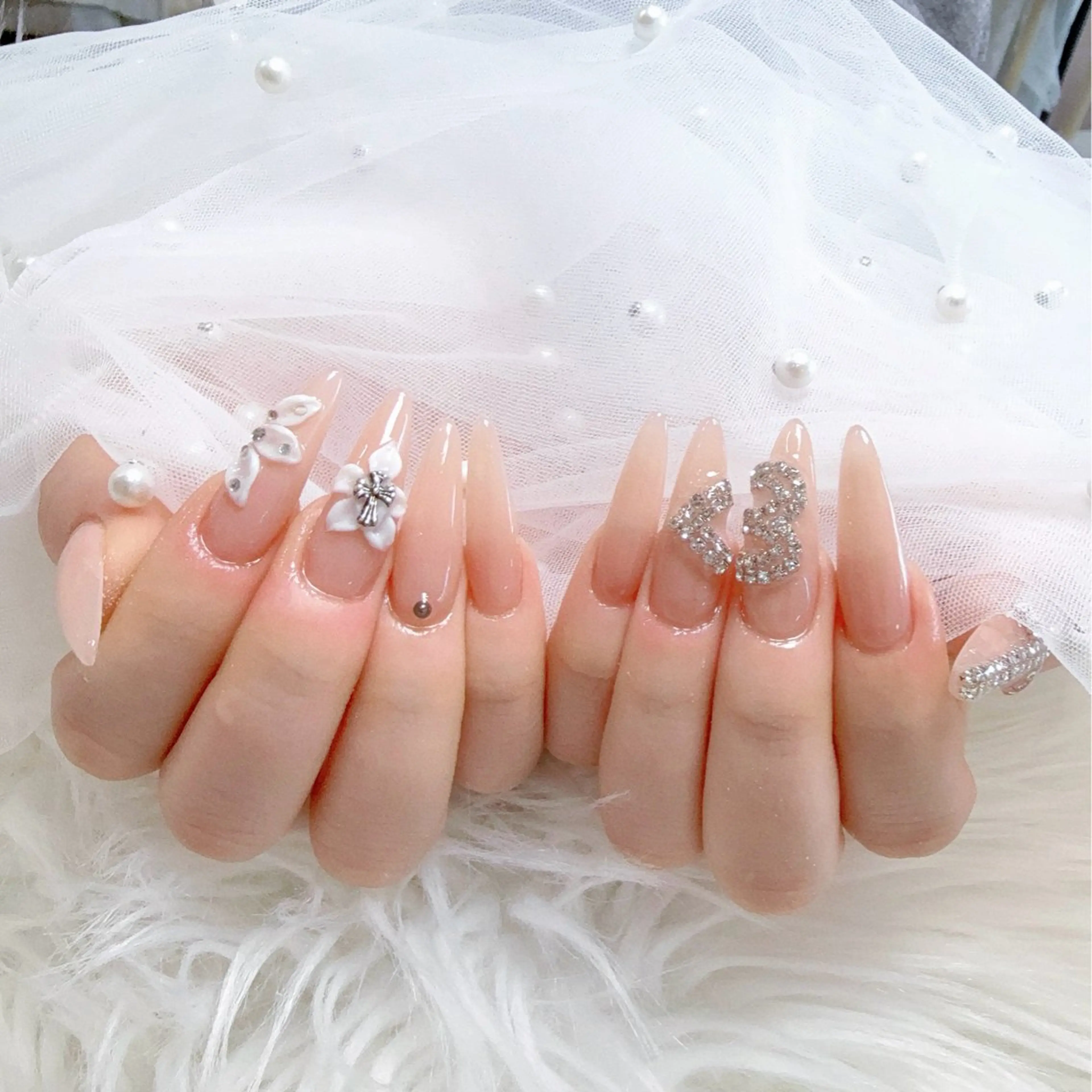 ネイル ENSalon 愛佳のネイルデザイン