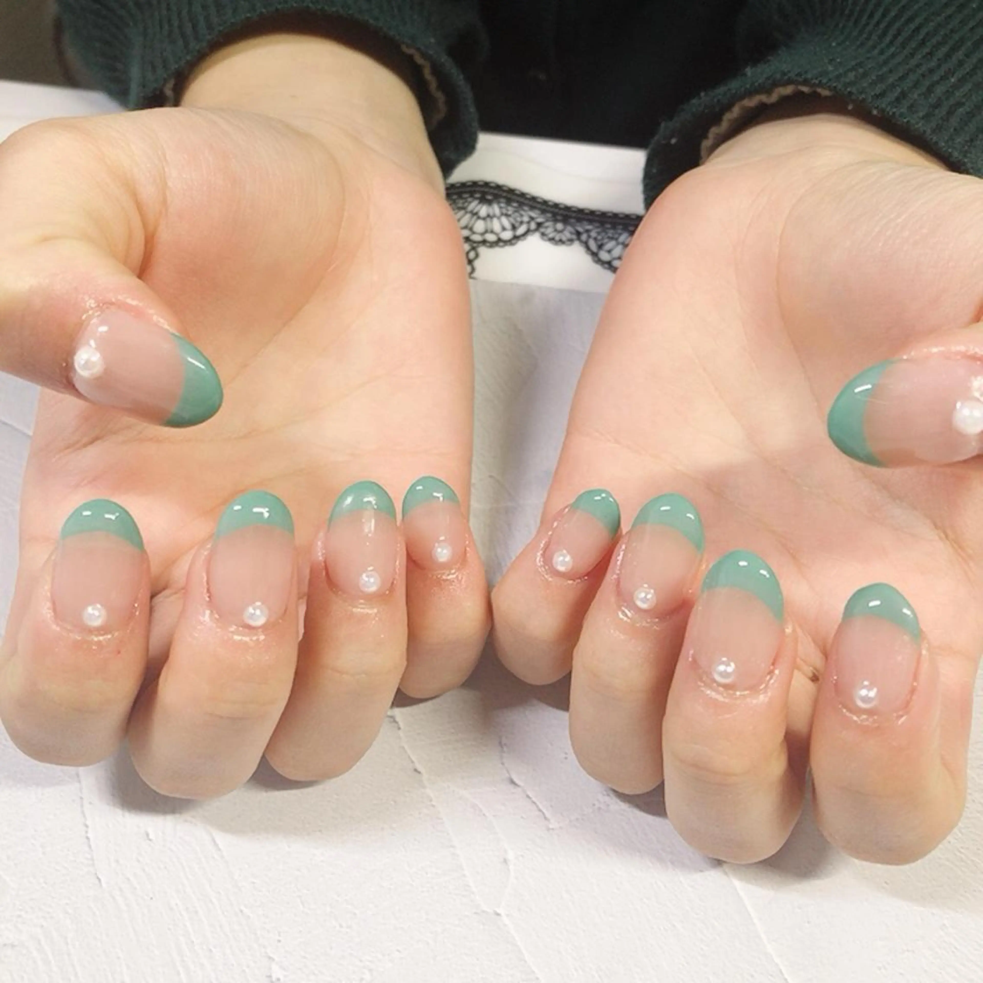 ネイル フレンチネイル ジェルネイル スカルプネイル 奥園 良恵のネイルデザイン