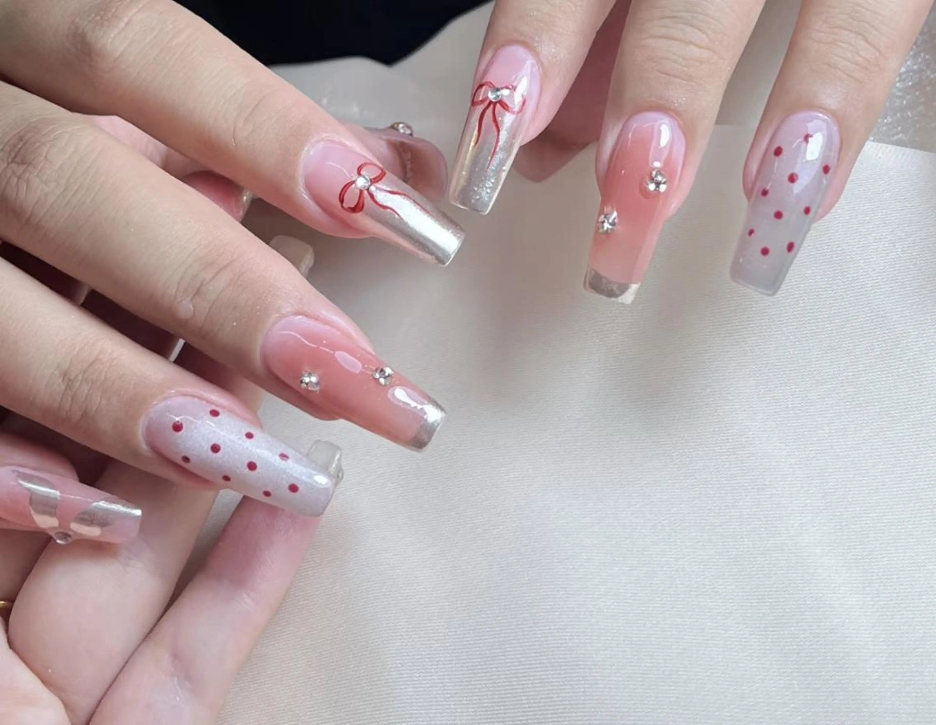 ネイル ハンドネイル 🎀 NaNa_nailのネイルデザイン