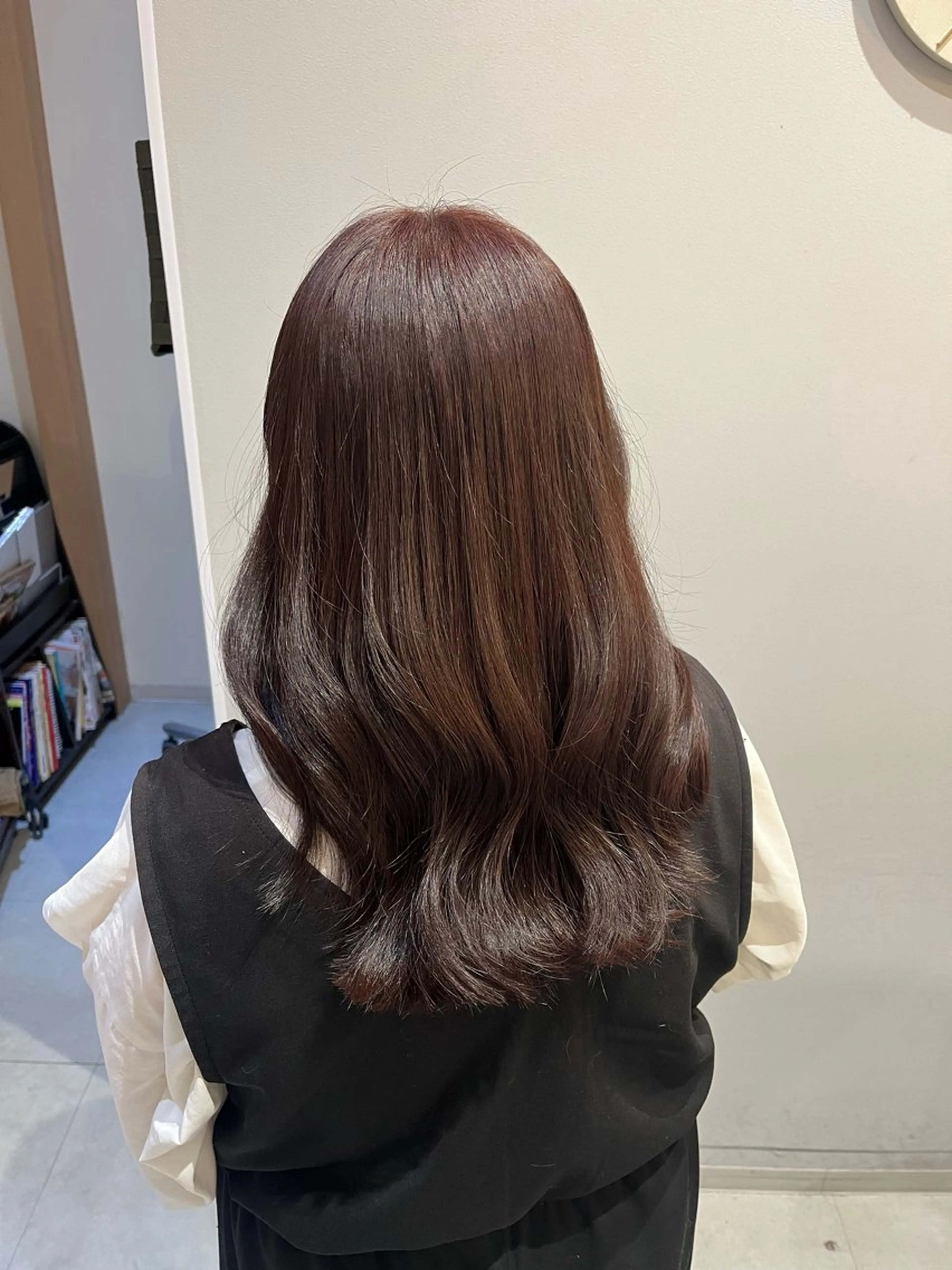 セミロング カラー カット ヘアカラー Chere-Rosso- 金剛店所属・Chere 金剛店 髙木翌のヘアスタイル