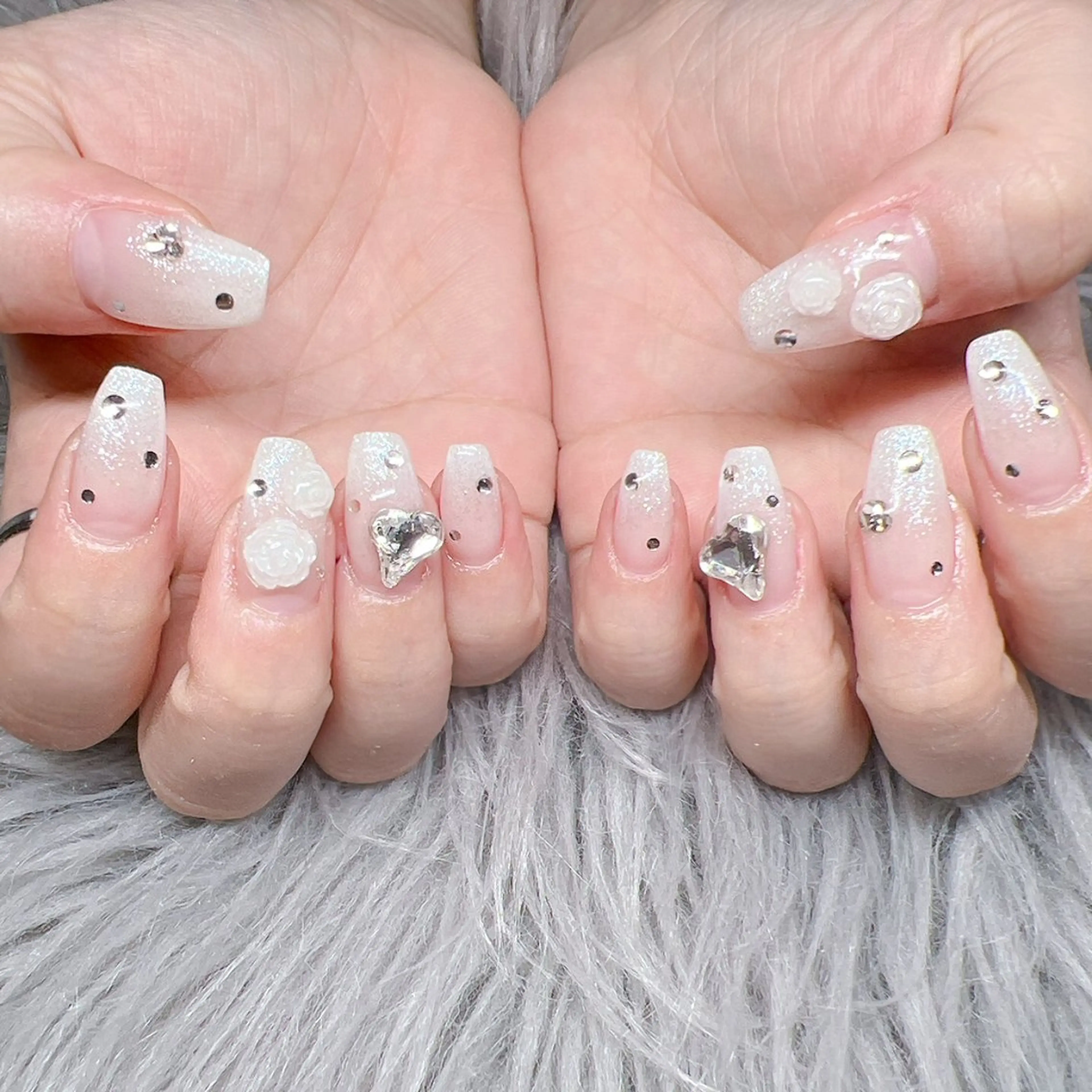 ネイル 個室ネイルサロンDolly  Girl〜ドーリーガール〜所属・DollyGirl KYOKOのネイルデザイン