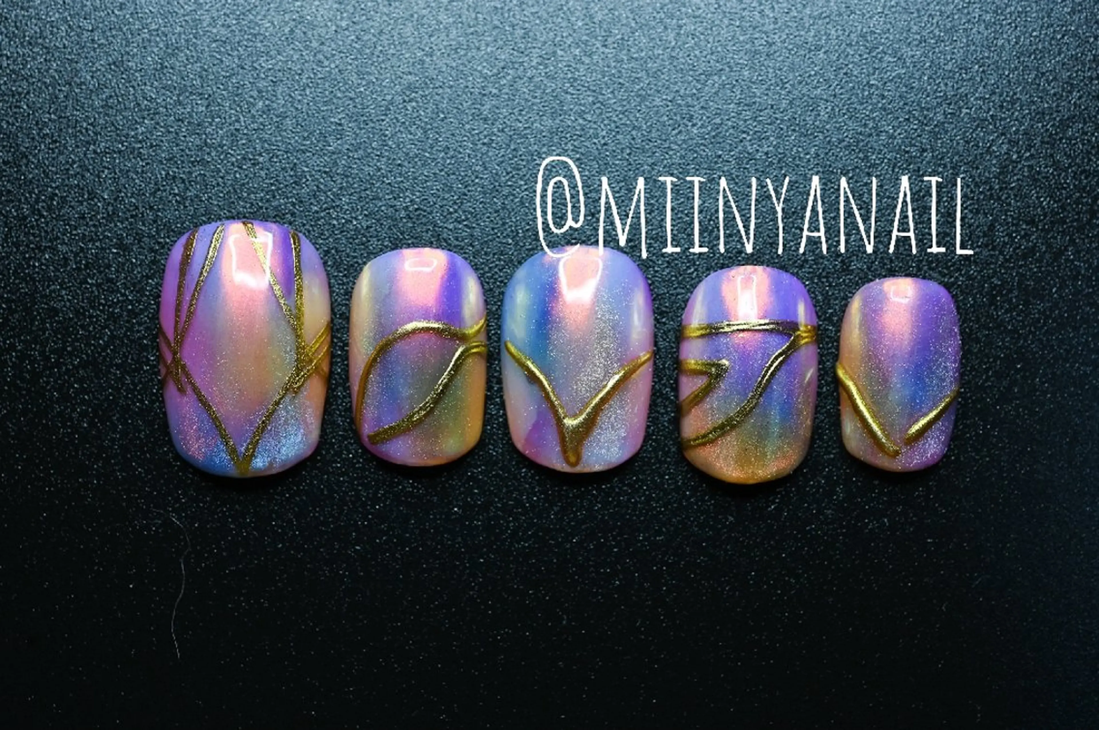 ネイル miinyanail ミーニャネイルのネイルデザイン