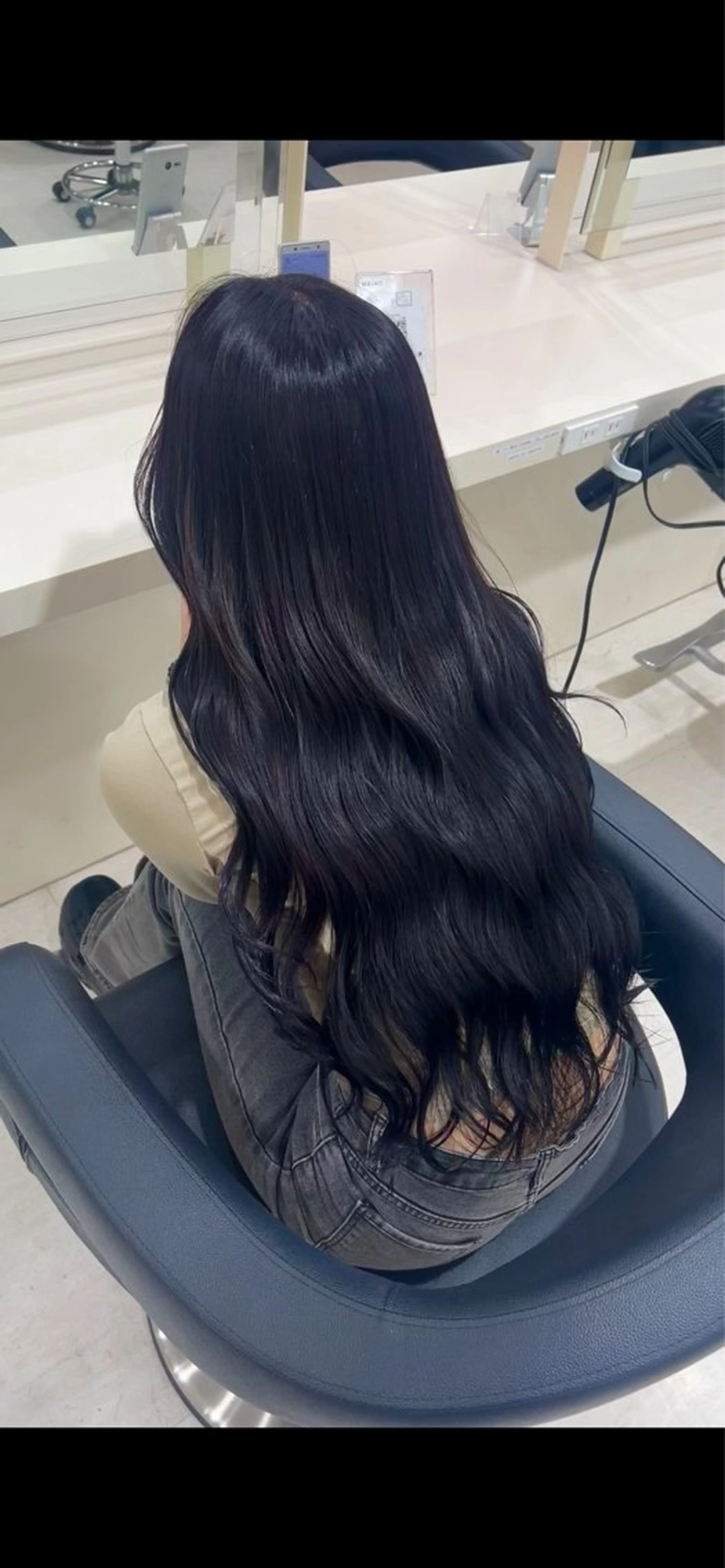 ロング カラー ヘアアレンジ 韓国レイヤー&ピンク 艶髪🩶maikoのヘアスタイル