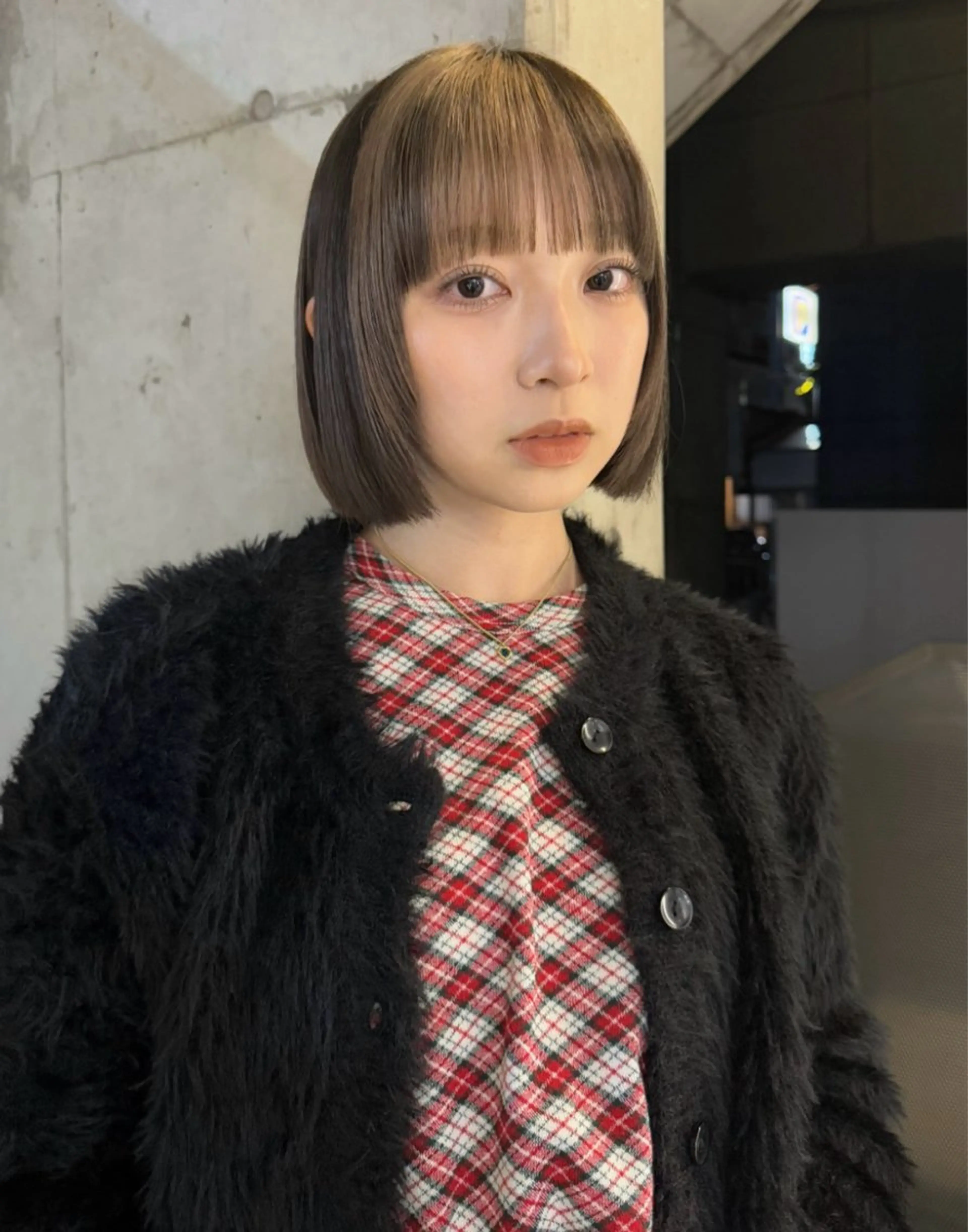 カラー ヤナギヤ カノのヘアスタイル