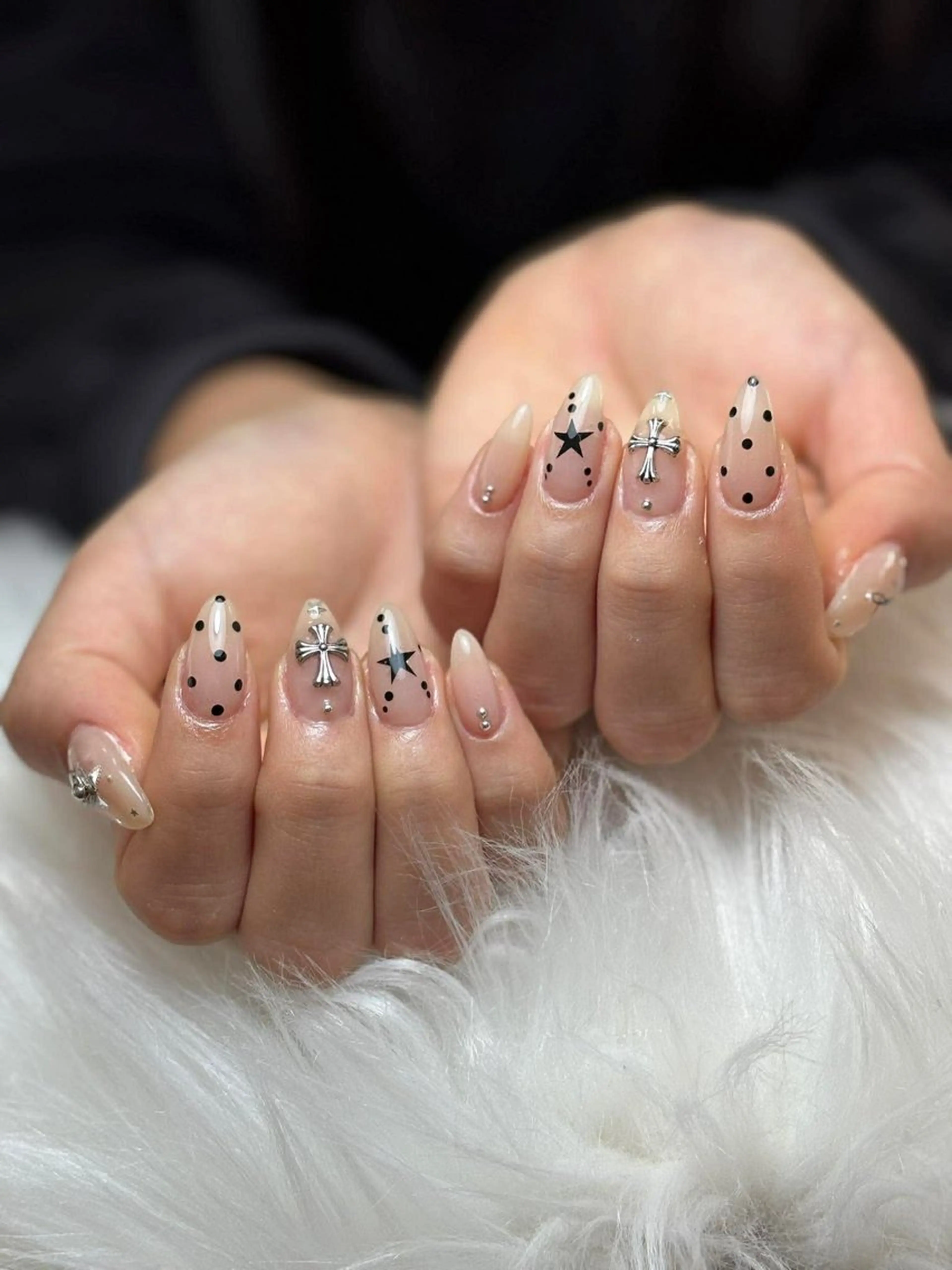 ネイル アートネイル 成人式 ジェルネイル ニュアンスネイル 夏ネイル ハンドネイル NIE MoMoのネイルデザイン