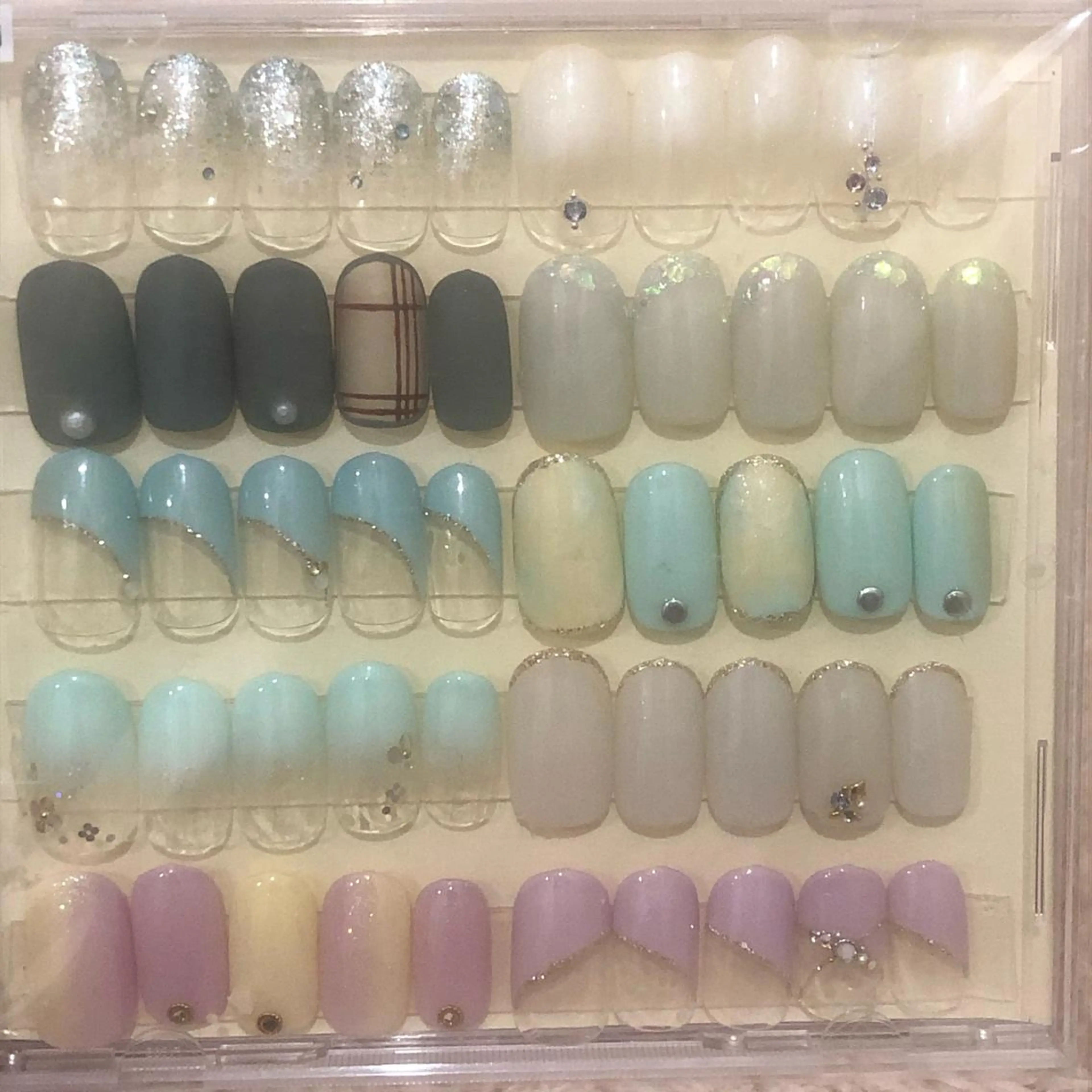 ネイル ハンドネイル CHAFF 水口のネイルデザイン