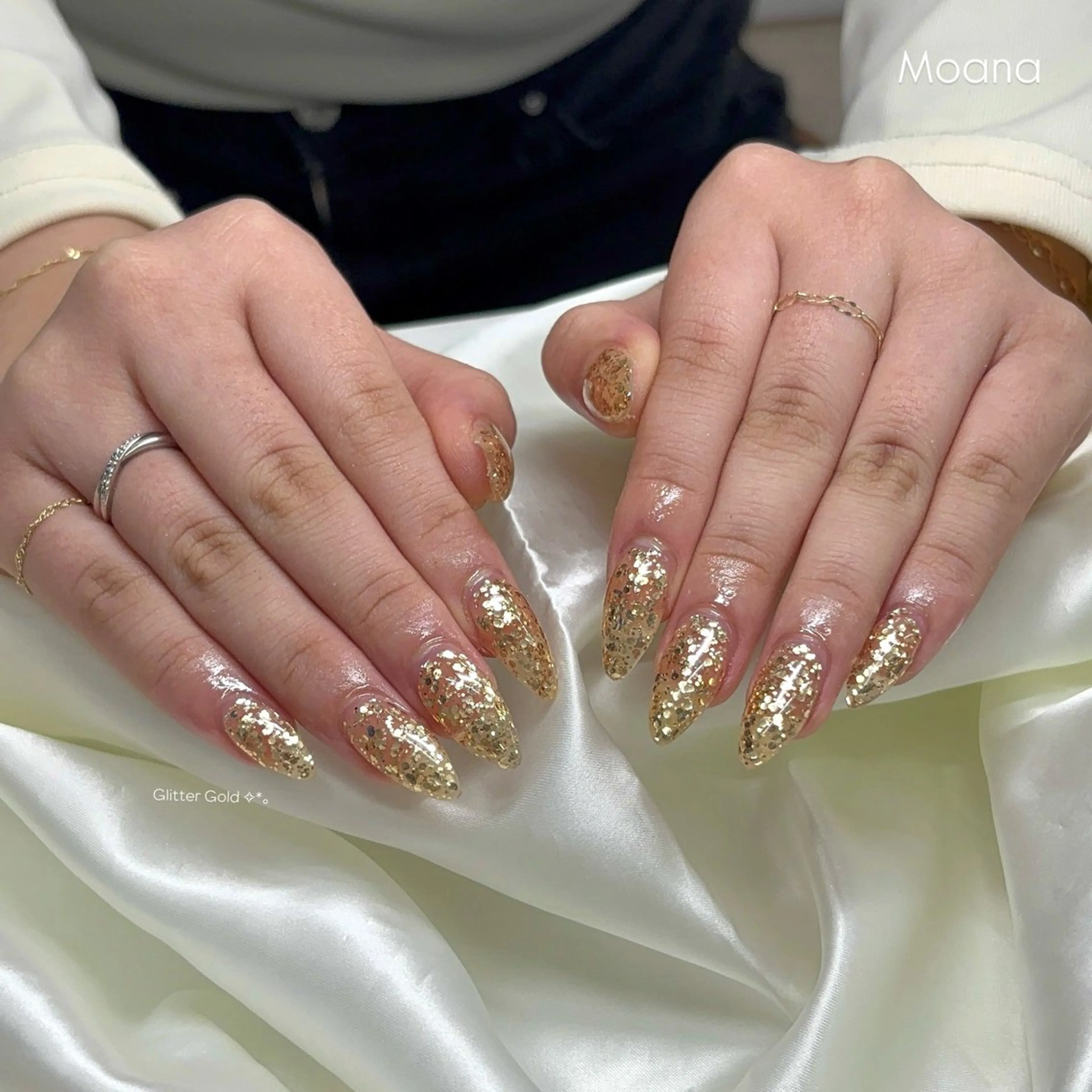 ネイル ゴールド ラメ(グリッター) ワンカラーネイル ハンドネイル Moana nail Hiyoriのネイルデザイン