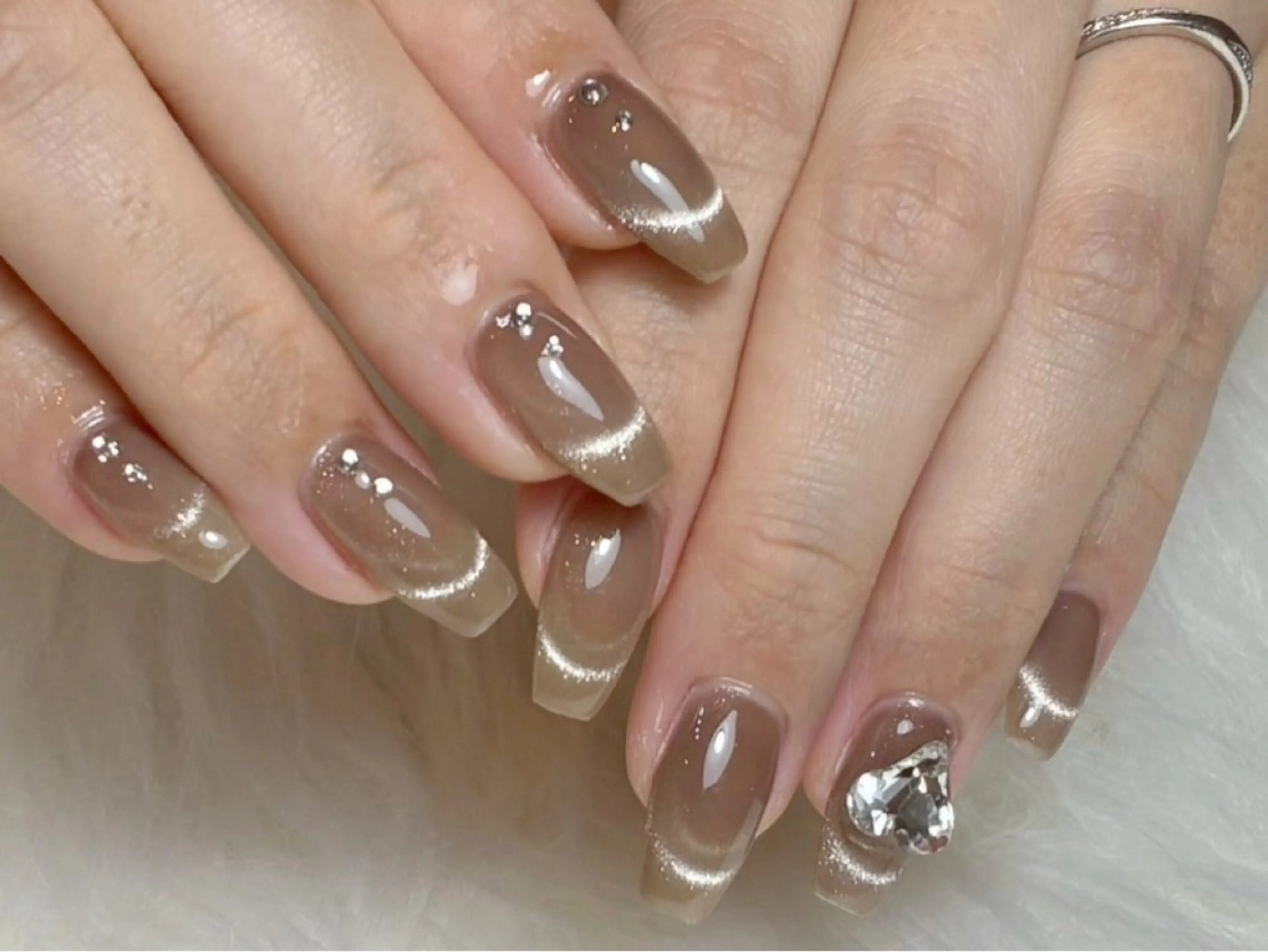 ネイル ハンドネイル Mia nail 【⠀ミアネイル 】のネイルデザイン
