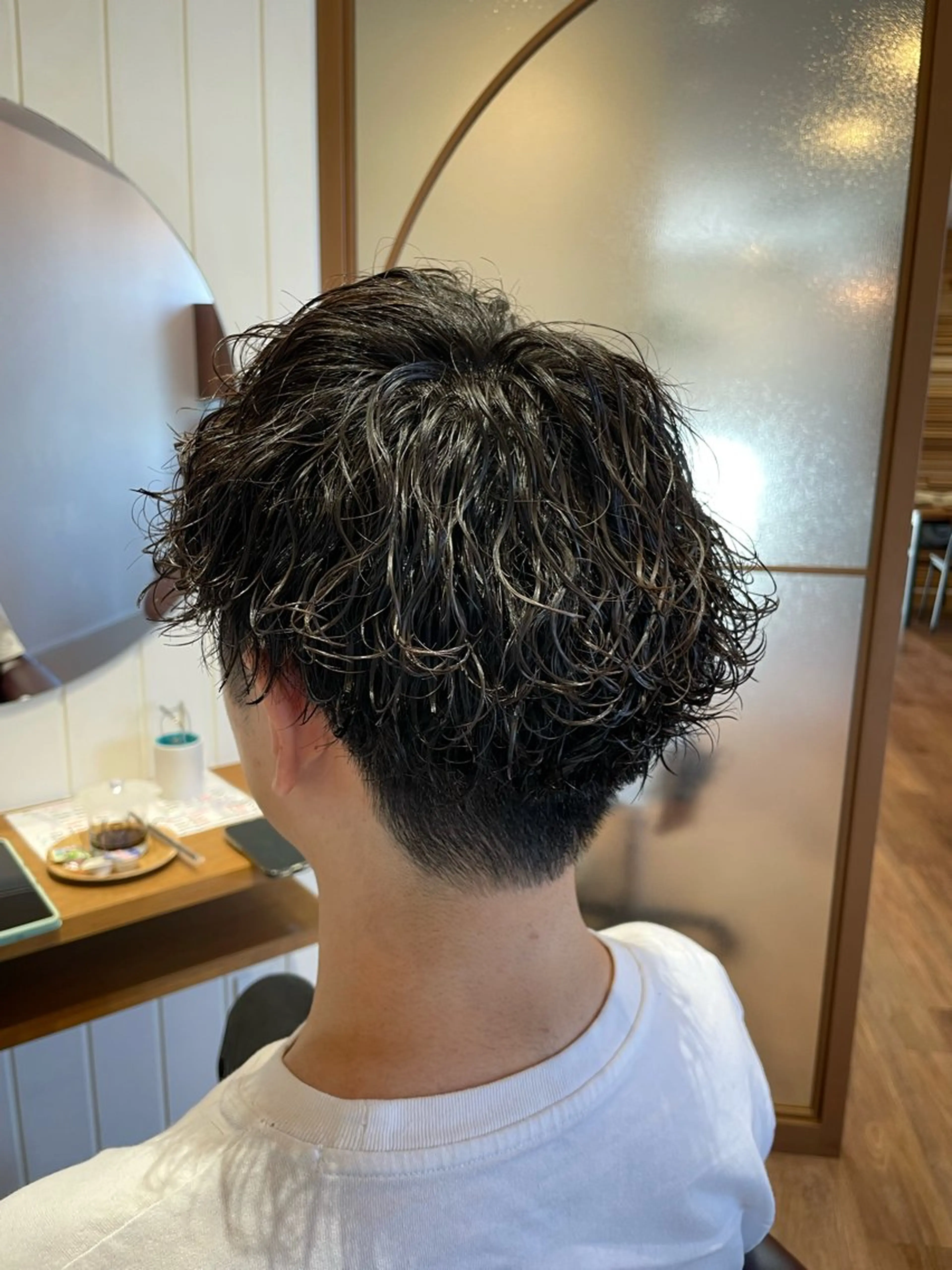 メンズカット+波巻きツイストスパイラルパーマの写真