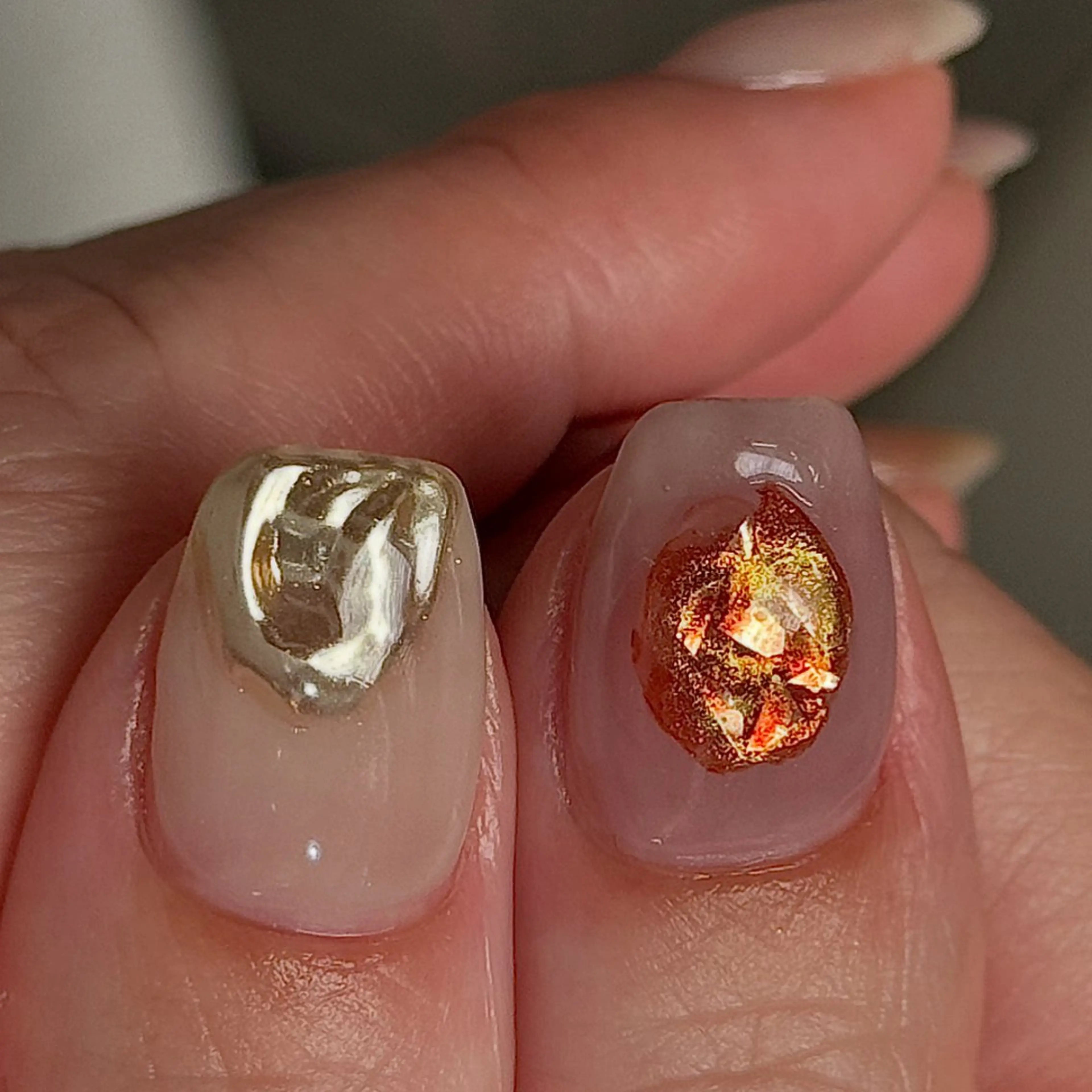 ネイル ミラーネイル ぷっくりネイル シンプルネイル calla NAIL南森町店所属・calla/南森町/ パラジェルのネイルデザイン