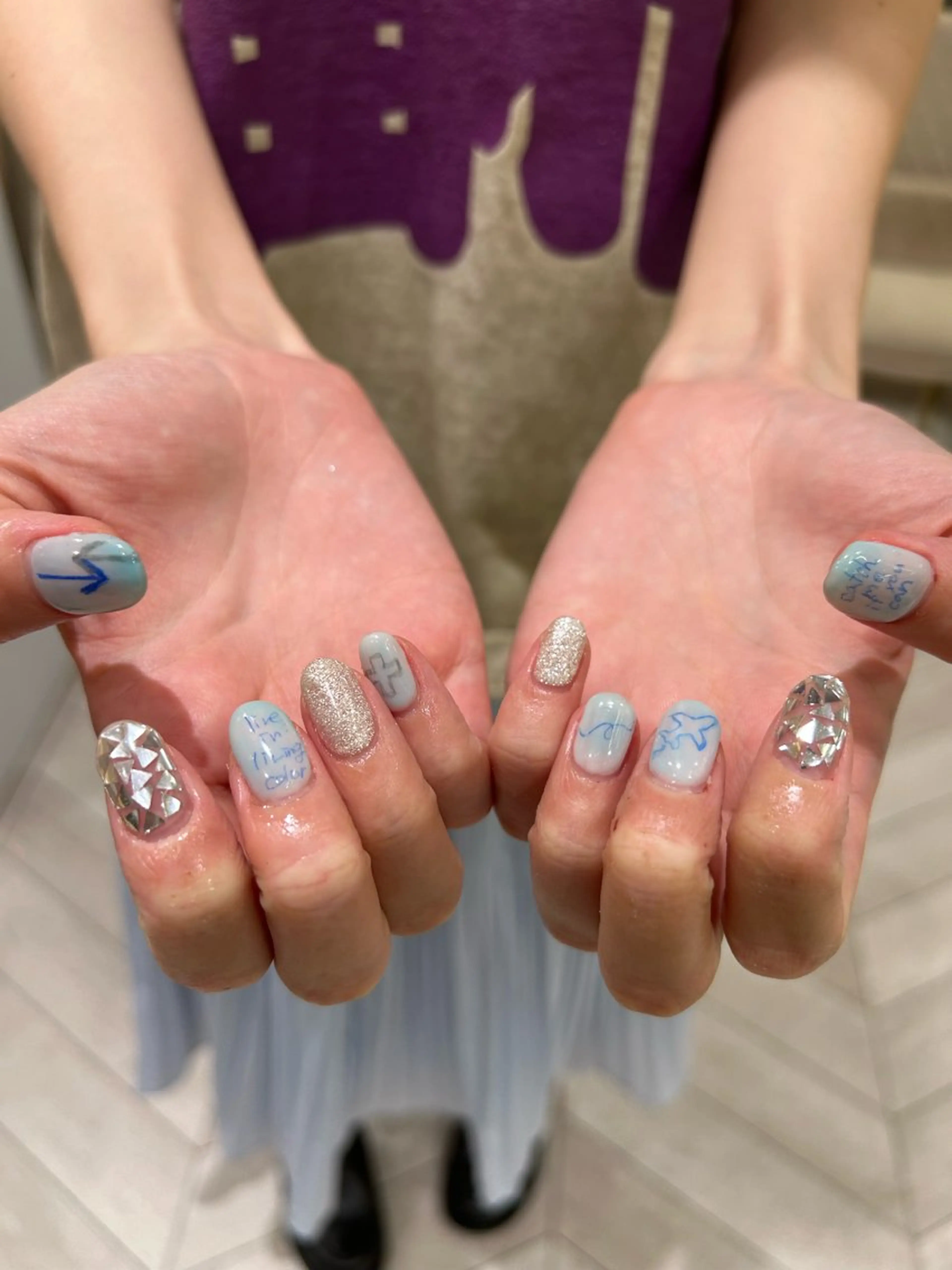 ネイル ꪆৎ平行アーチ ྀི ワカナの眉毛・アイブロウイメージ