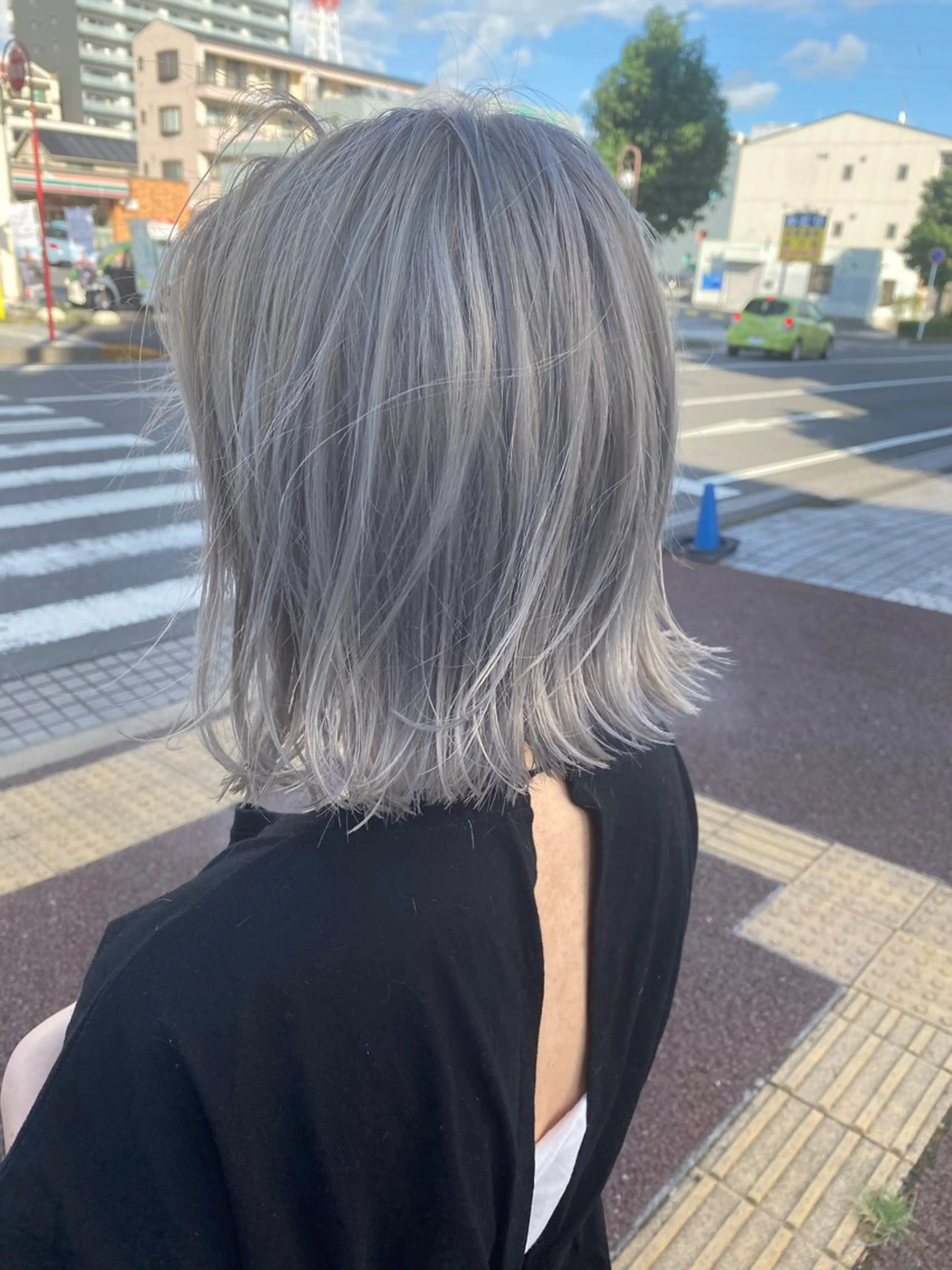 ミディアム ヘアカラー 大内田 凌馬のヘアスタイル