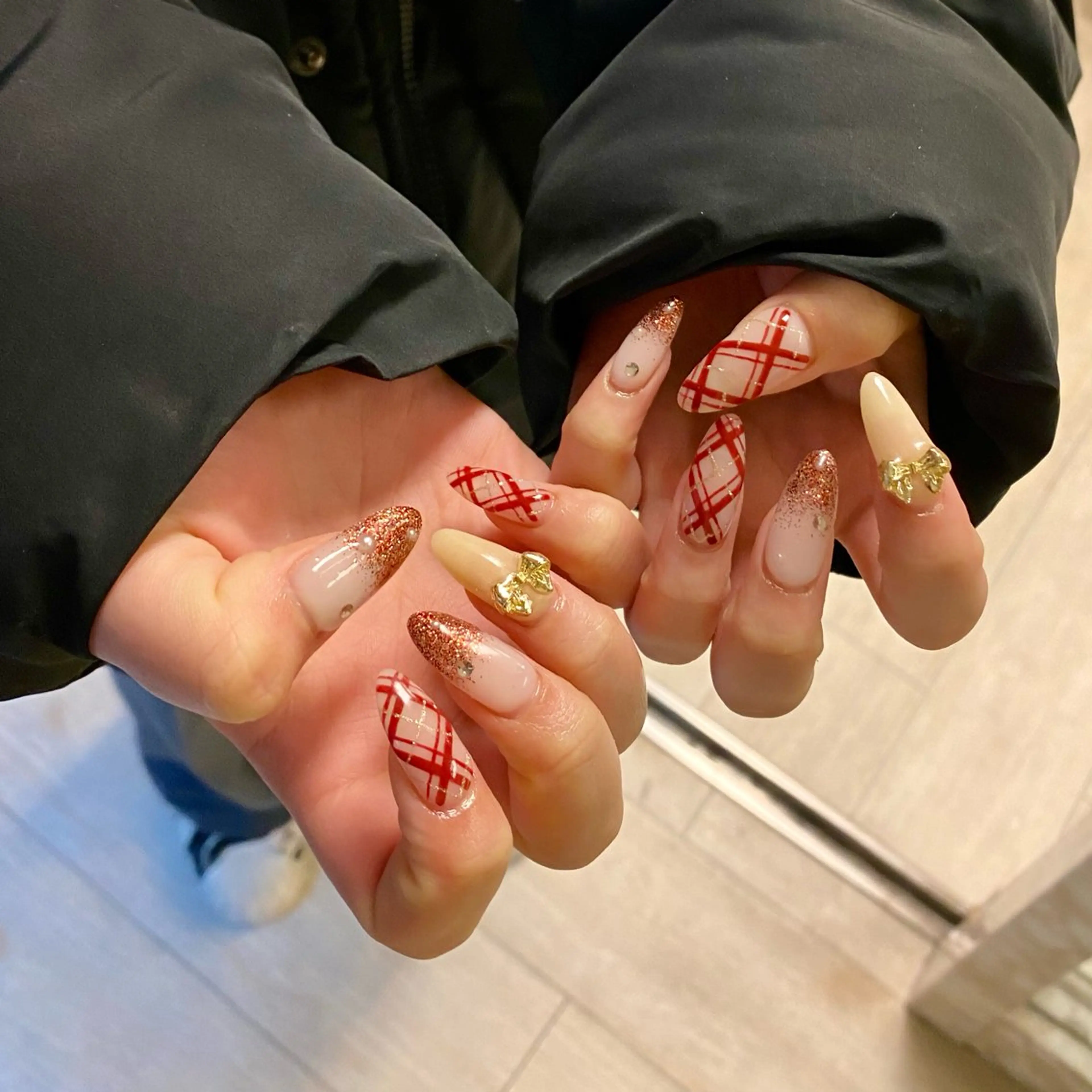 ネイル 冬ネイル クリスマス ハンドネイル SAKURA Total Beauty所属・SAKURA 中島のネイルデザイン