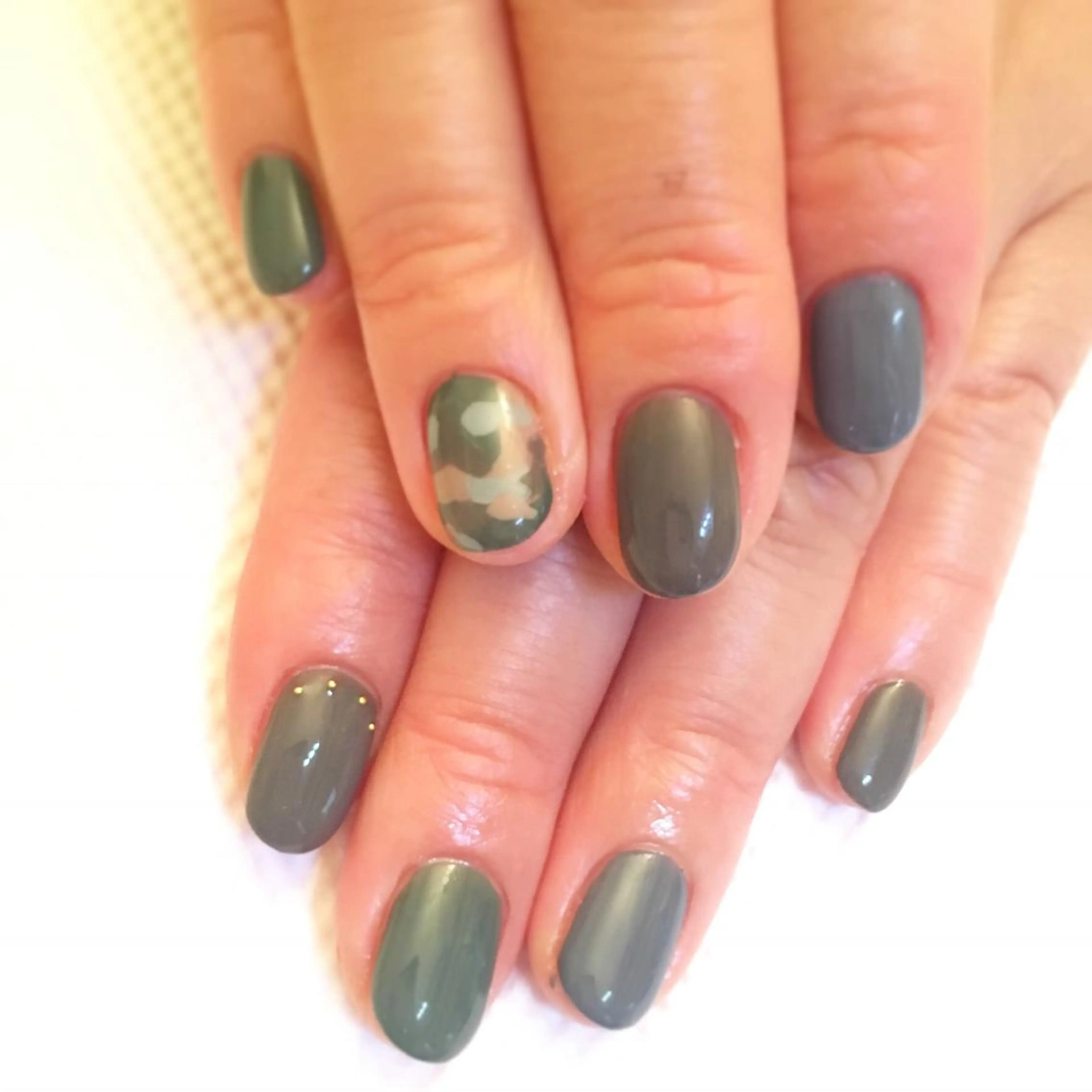 ネイル アートネイル ジェルネイル ワンカラーネイル 髙城 亜紀のネイルデザイン