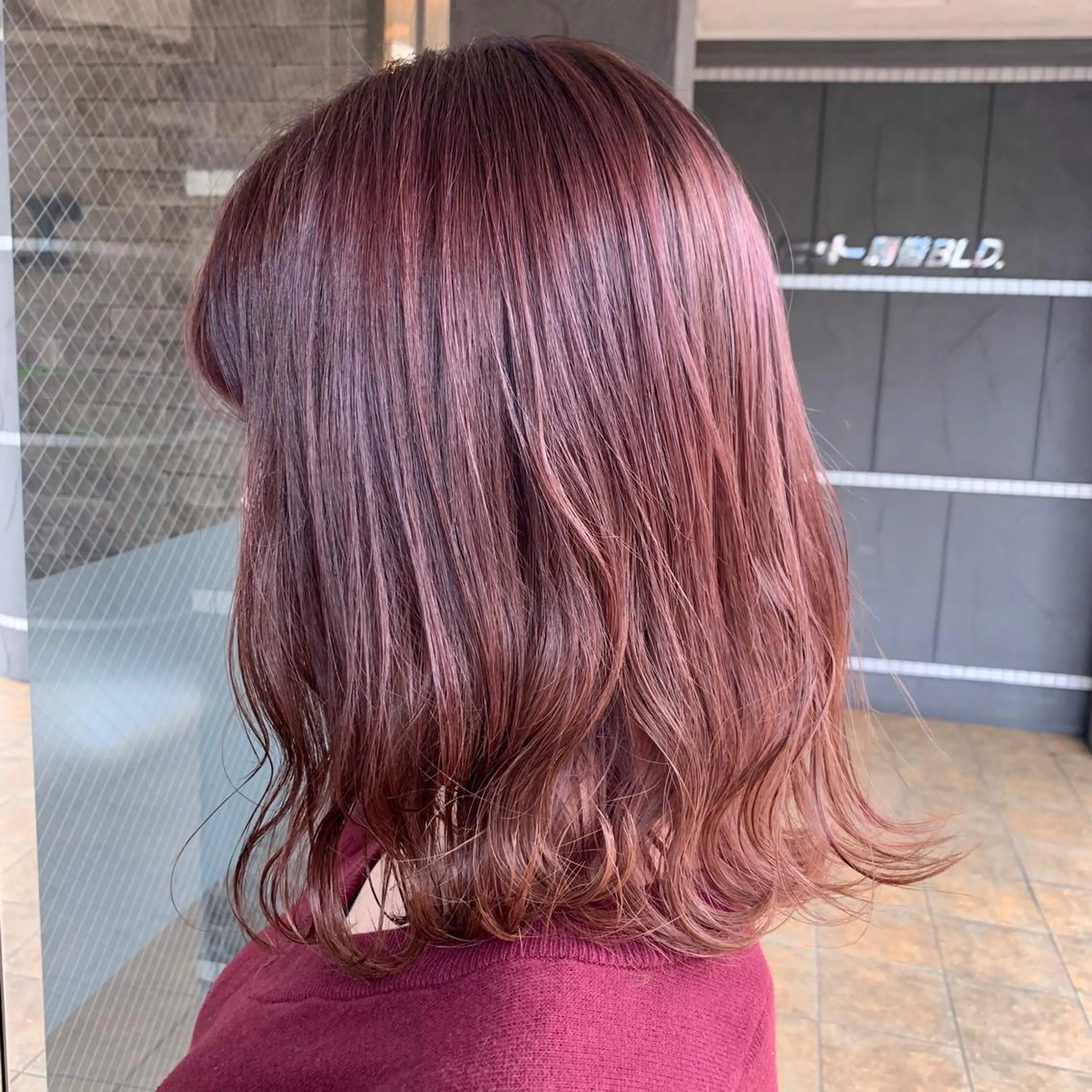 ミディアム カラー HairDesign Azurのヘアスタイル
