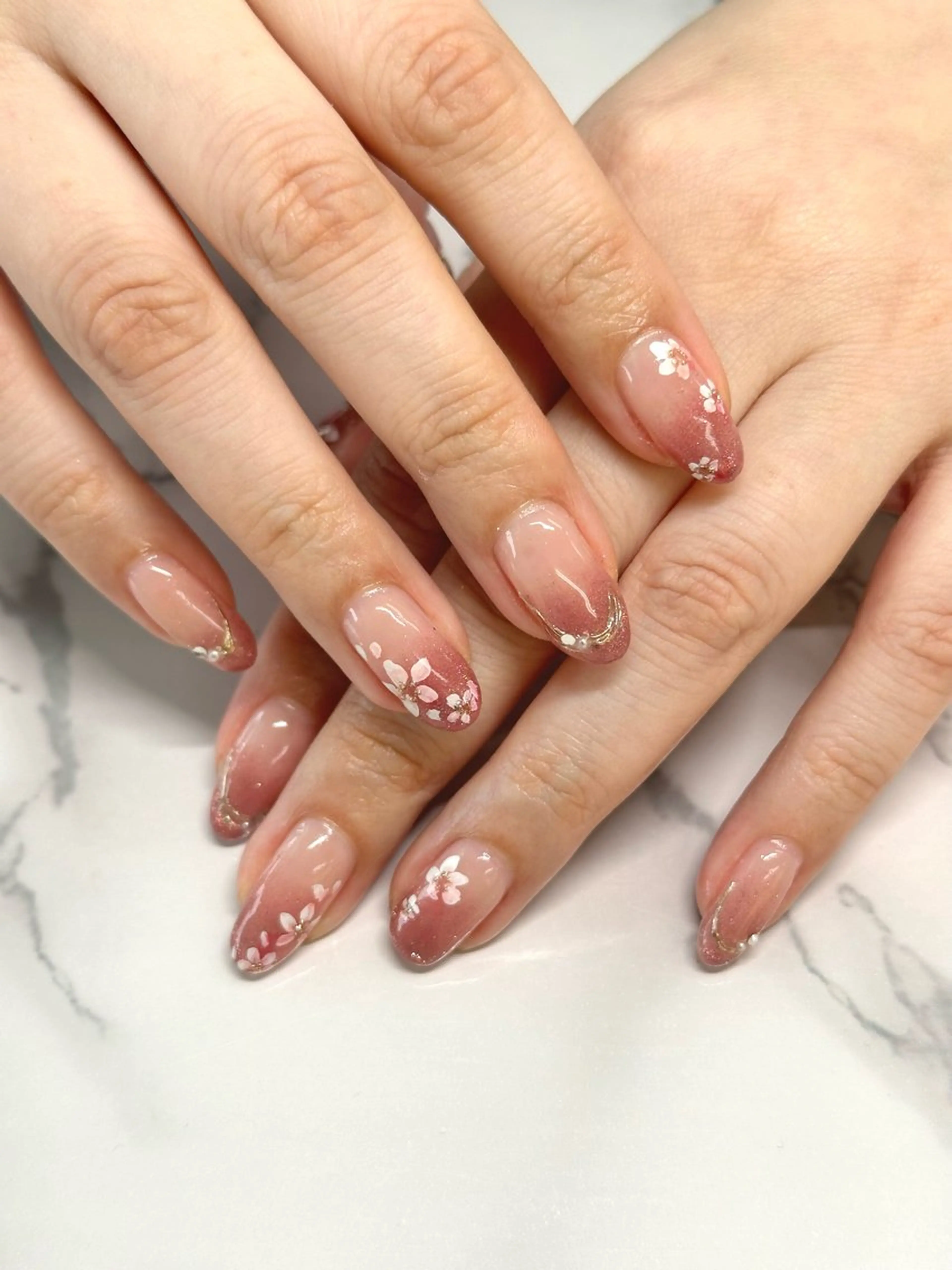 ネイル ハンドネイル salon iris 🦋北広島市大曲のネイルデザイン