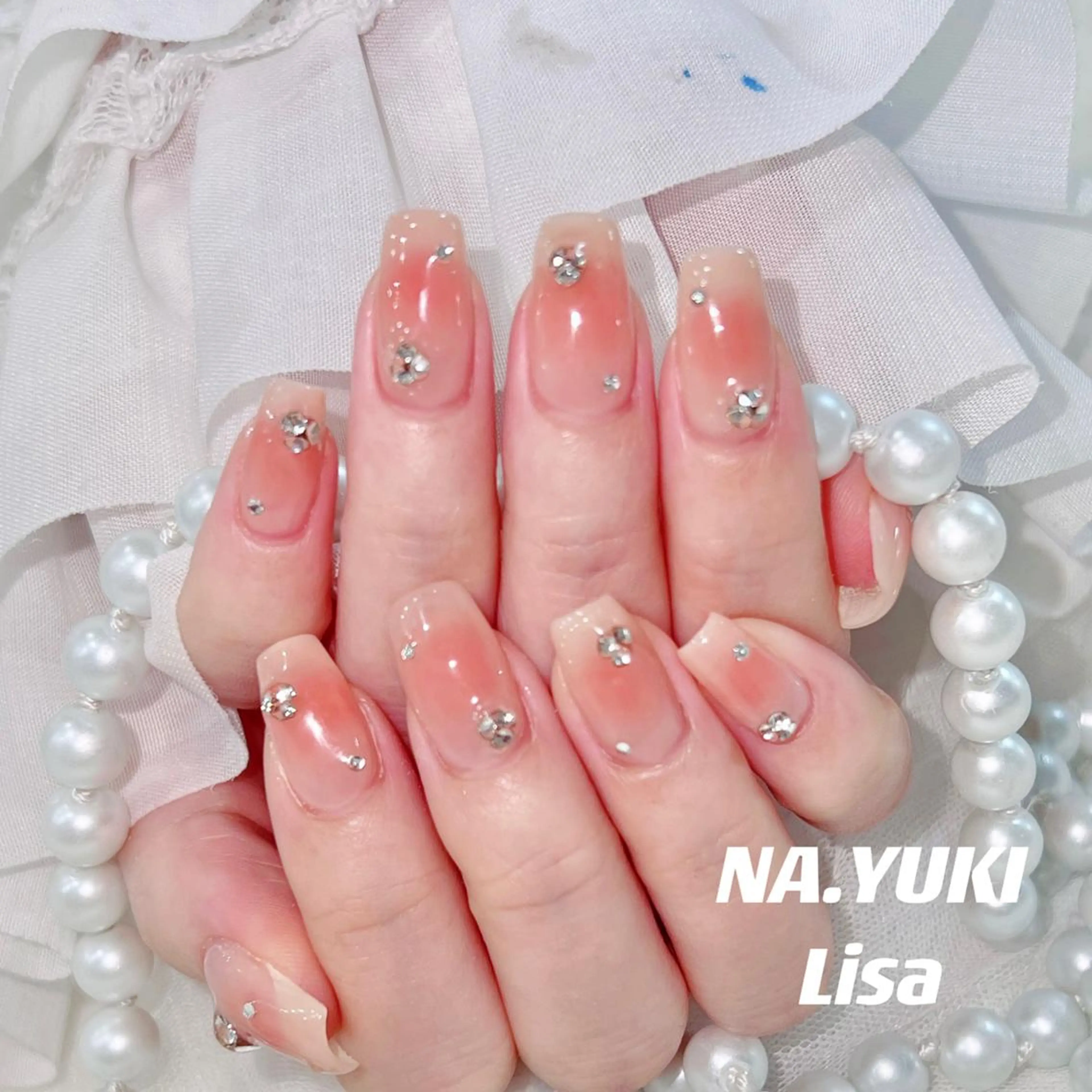 ネイル 🦋 Queenieのネイルデザイン