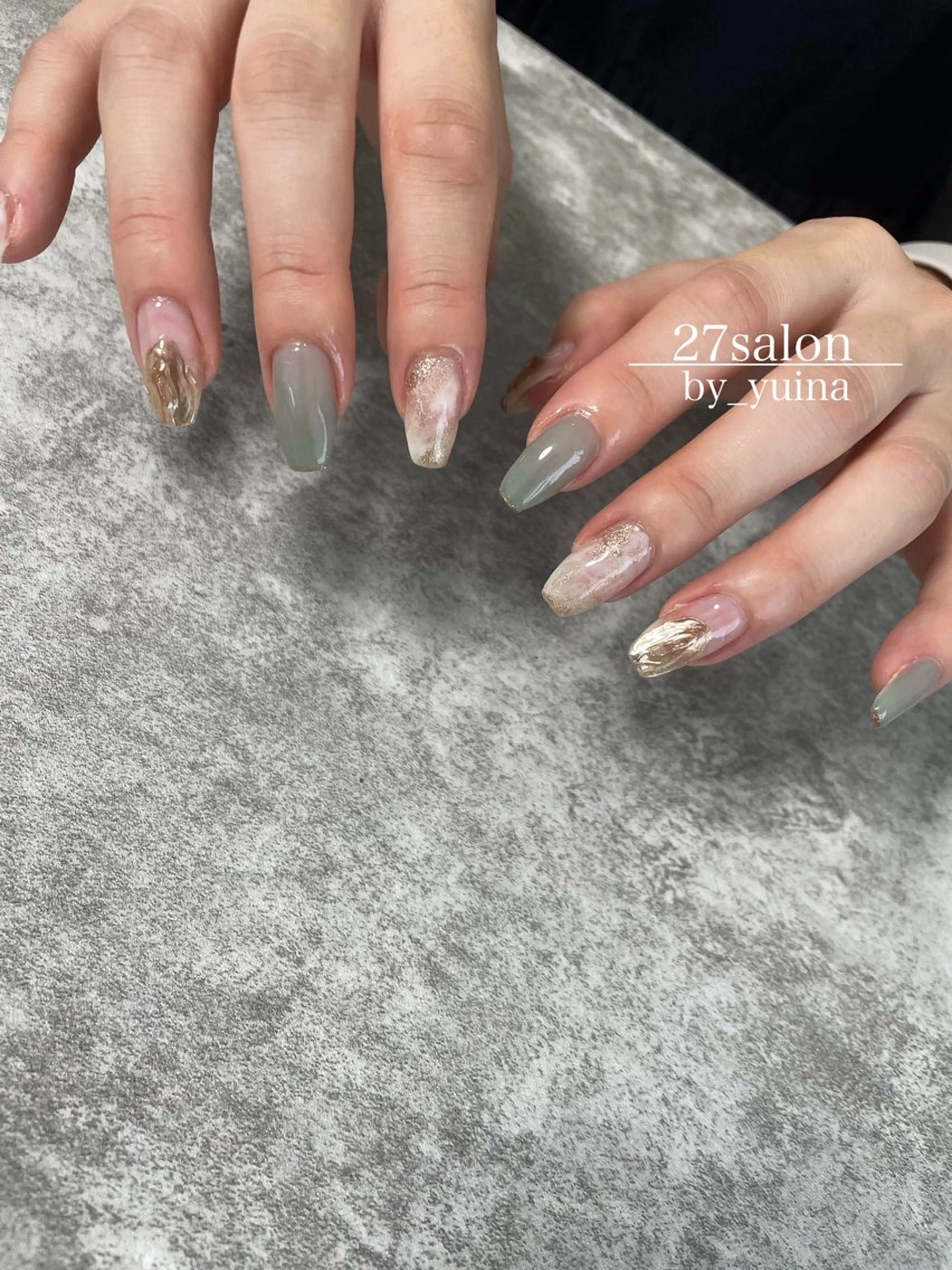 ネイル ブルー ニュアンスネイル 27salon yuinaのネイルデザイン