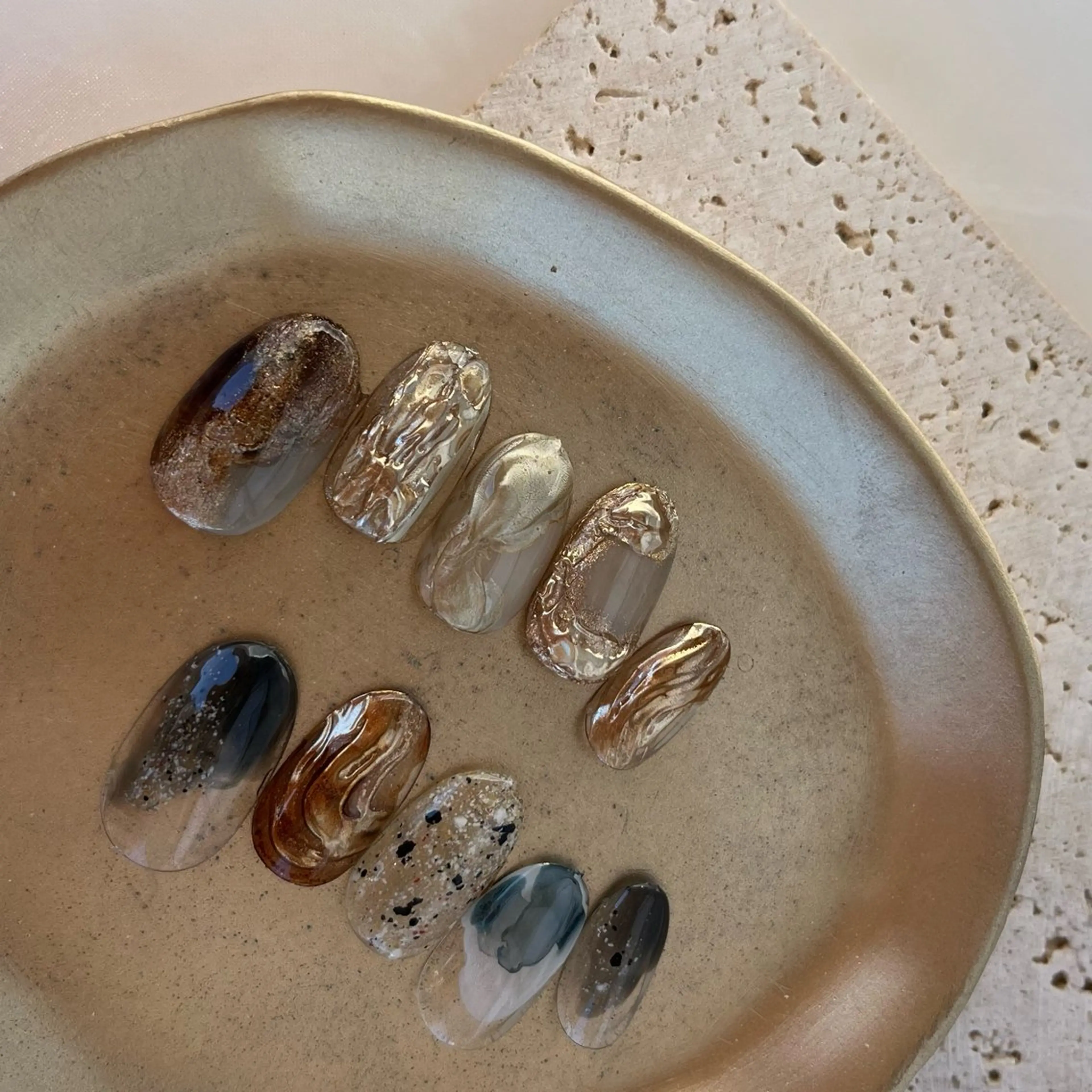 ネイル ハンドネイル atelier alle.のネイルデザイン