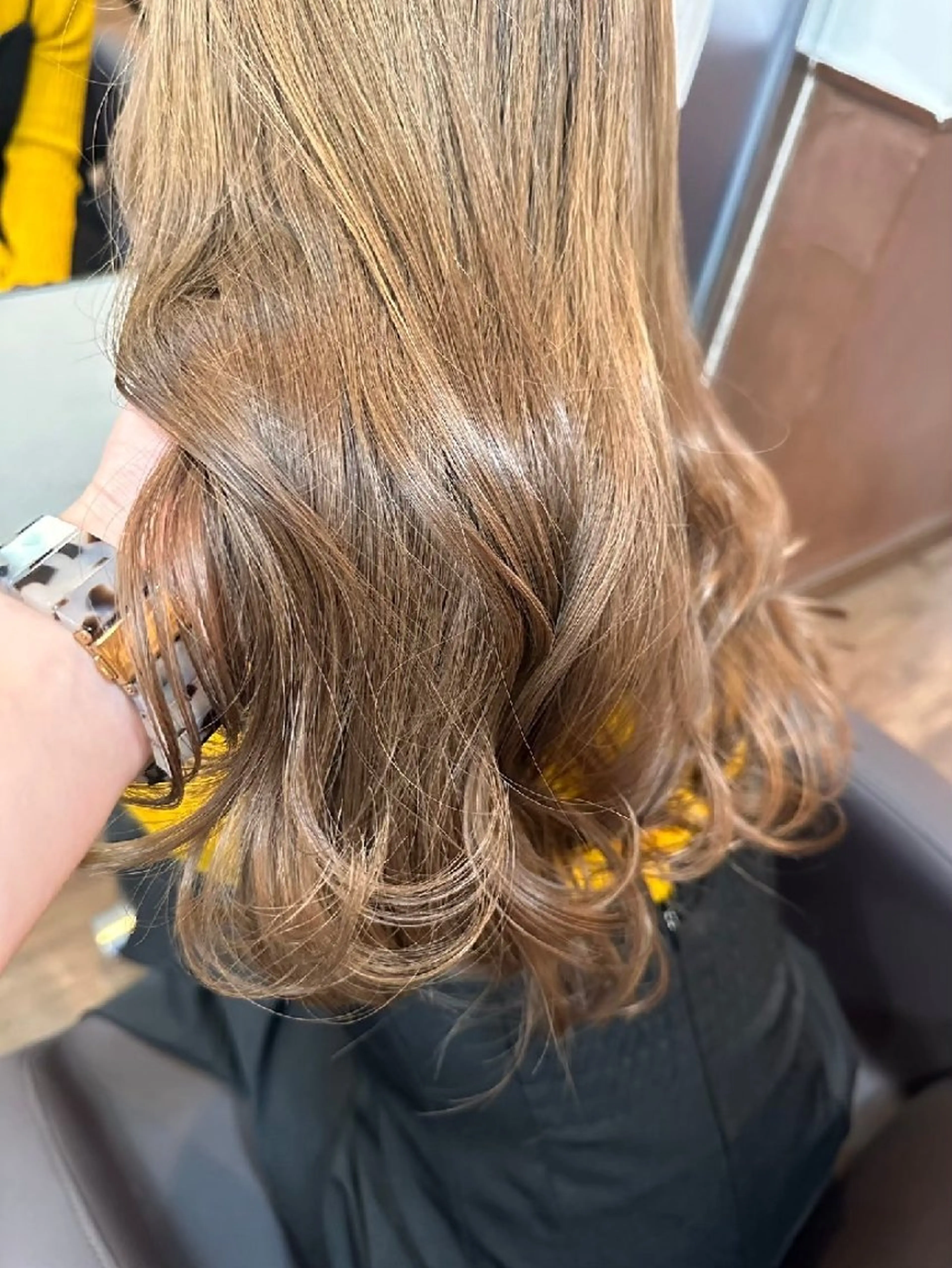 カラー ヘアカラー 束感まつぱ🥑🤍 NATUKI🤍のマツエク・マツパデザイン