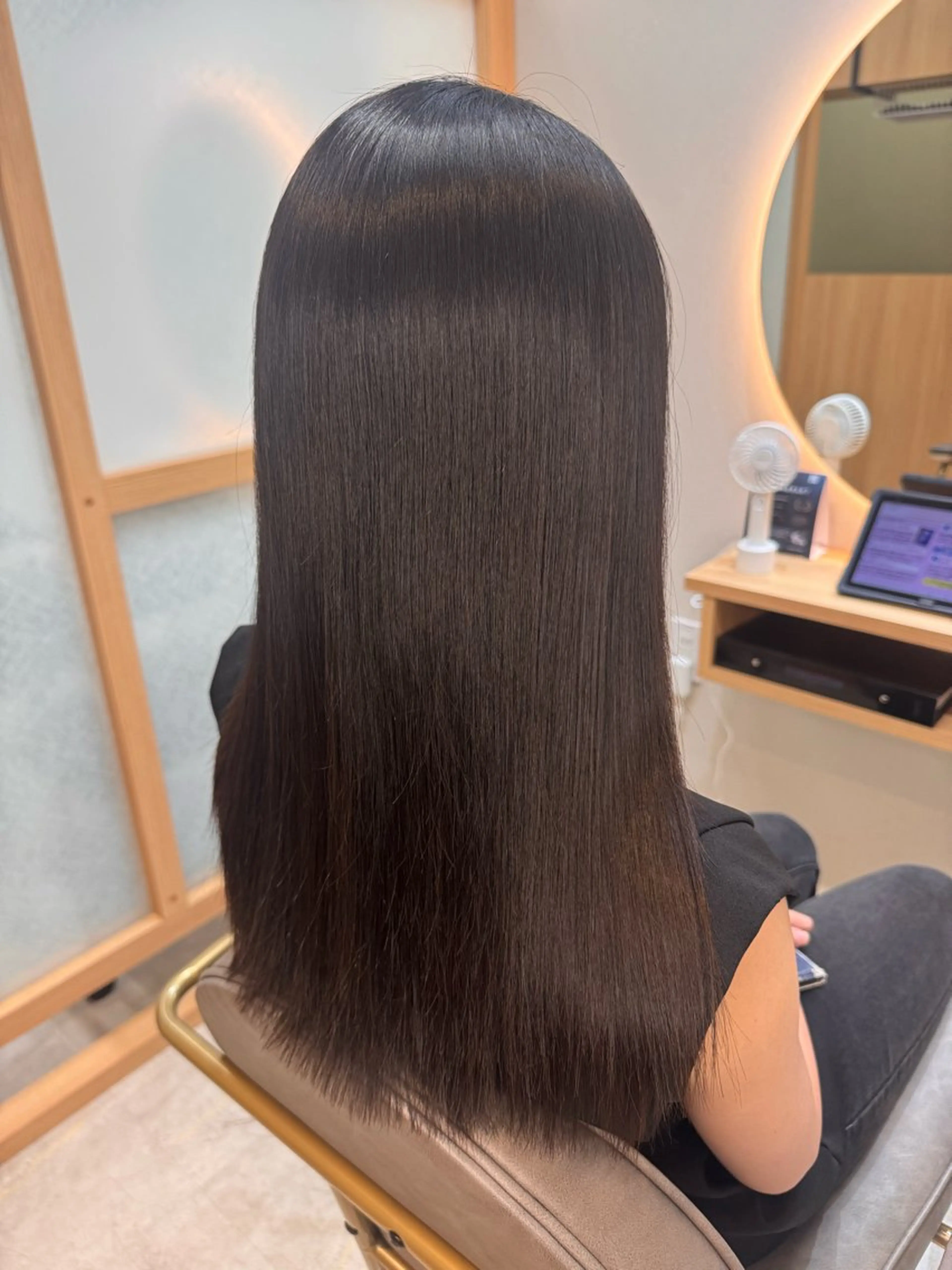 ロング カラー みな🫧艶カラー/ 髪質改善/前髪カットのヘアスタイル