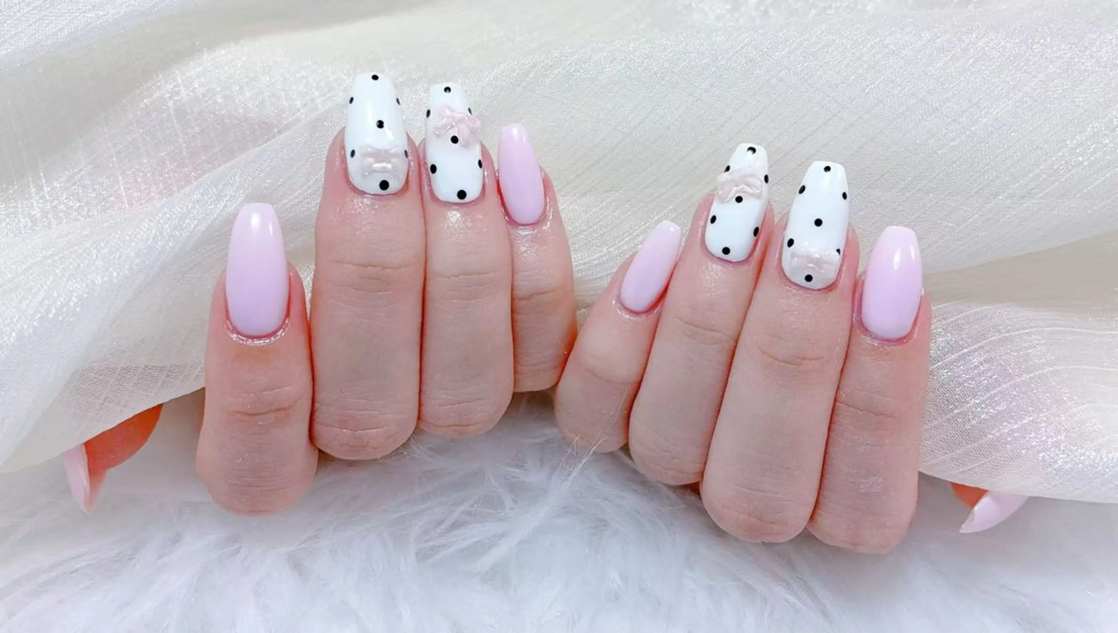 ネイル アニマル柄 チークネイル フラッシュネイル フットネイル フレンチネイル ハンドネイル B·U Nail大宮 長さだし専門店のネイルデザイン