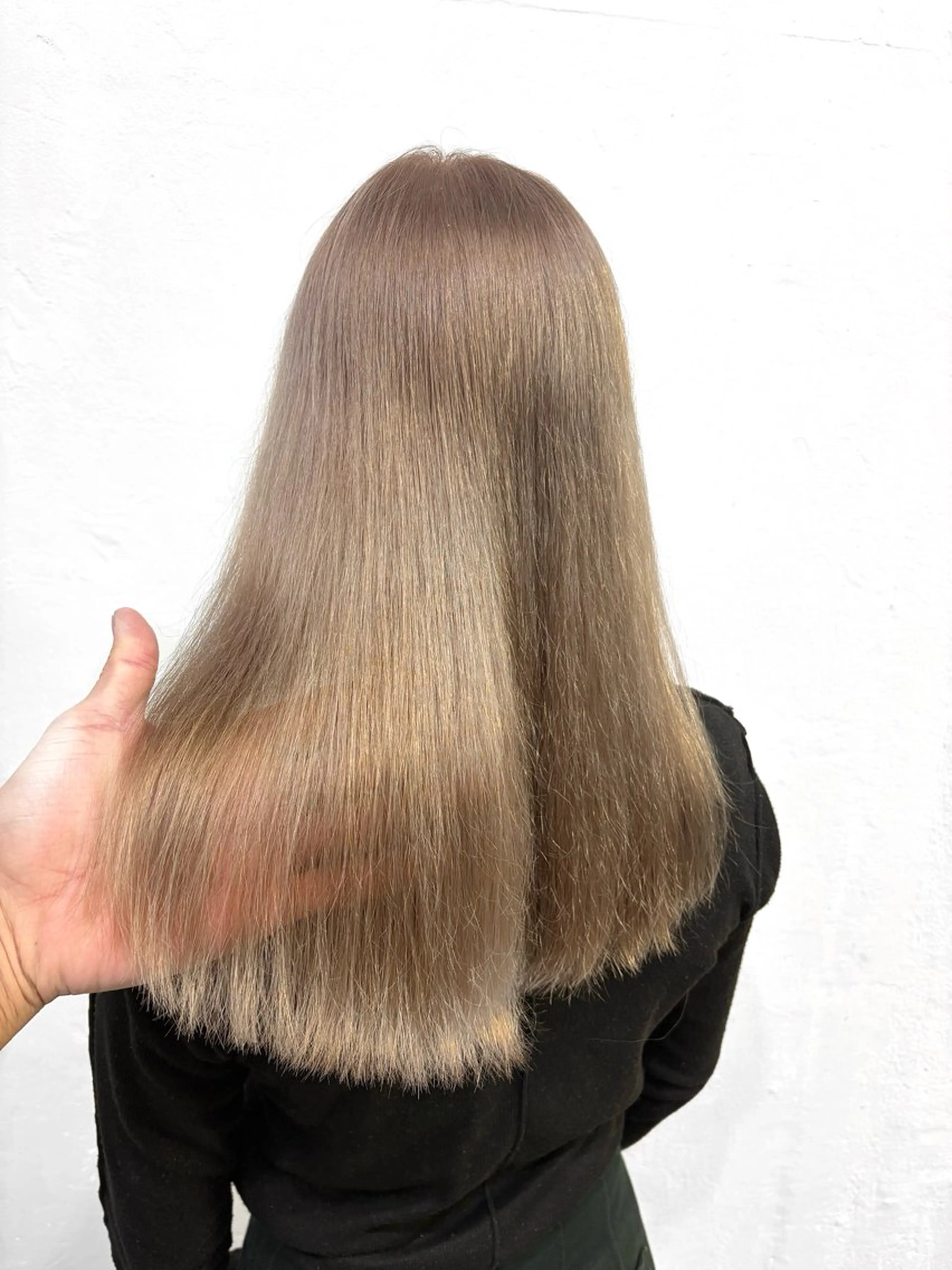 〔🌿今話題の髪質改善でケアをしながらハイトーンカラーに🌿〕ダブルカラー&ULTOWA髪質改善フル&ナノスチームTrの写真