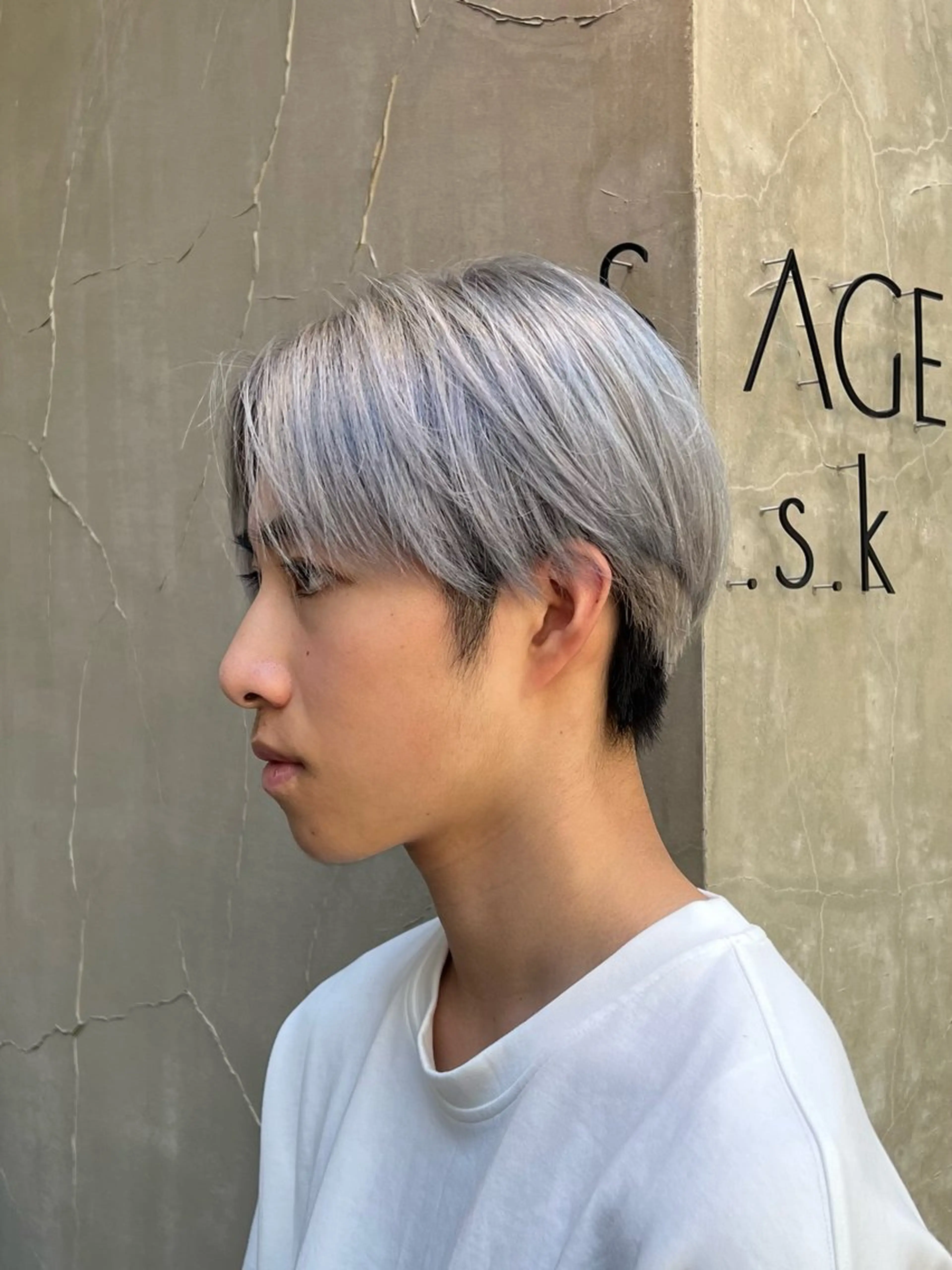 カラー メンズ メンズハイトーン ブロンド 透明感カラー ハイトーンカラー シルバー カット ヘアカラー トリートメント いぐちしょうた🫧 VISAGEbaskのヘアスタイル