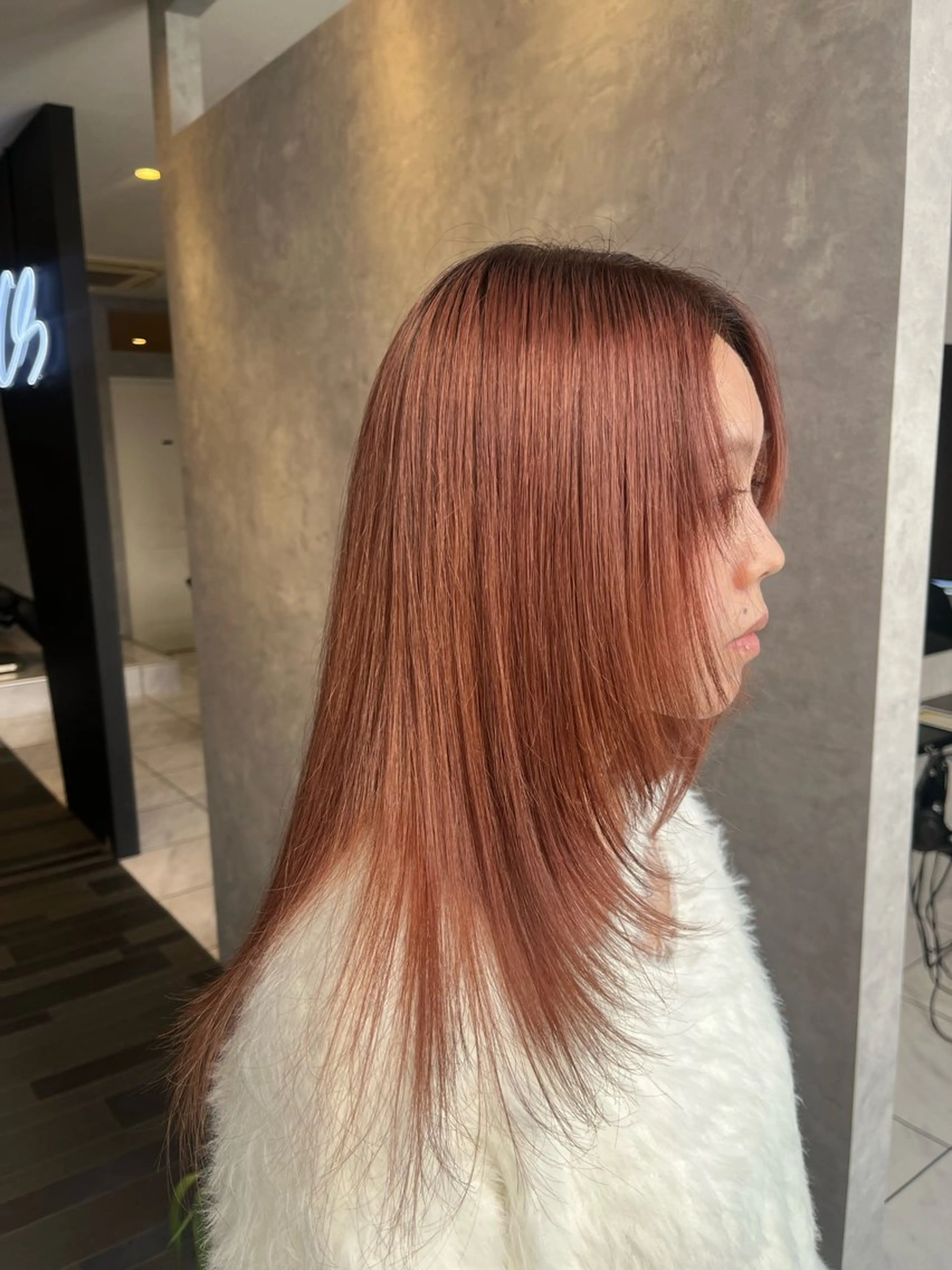 カラー CS made by SHACHU 大分駅前店所属・トメちゃん 🇯🇵🇭🇰のヘアスタイル