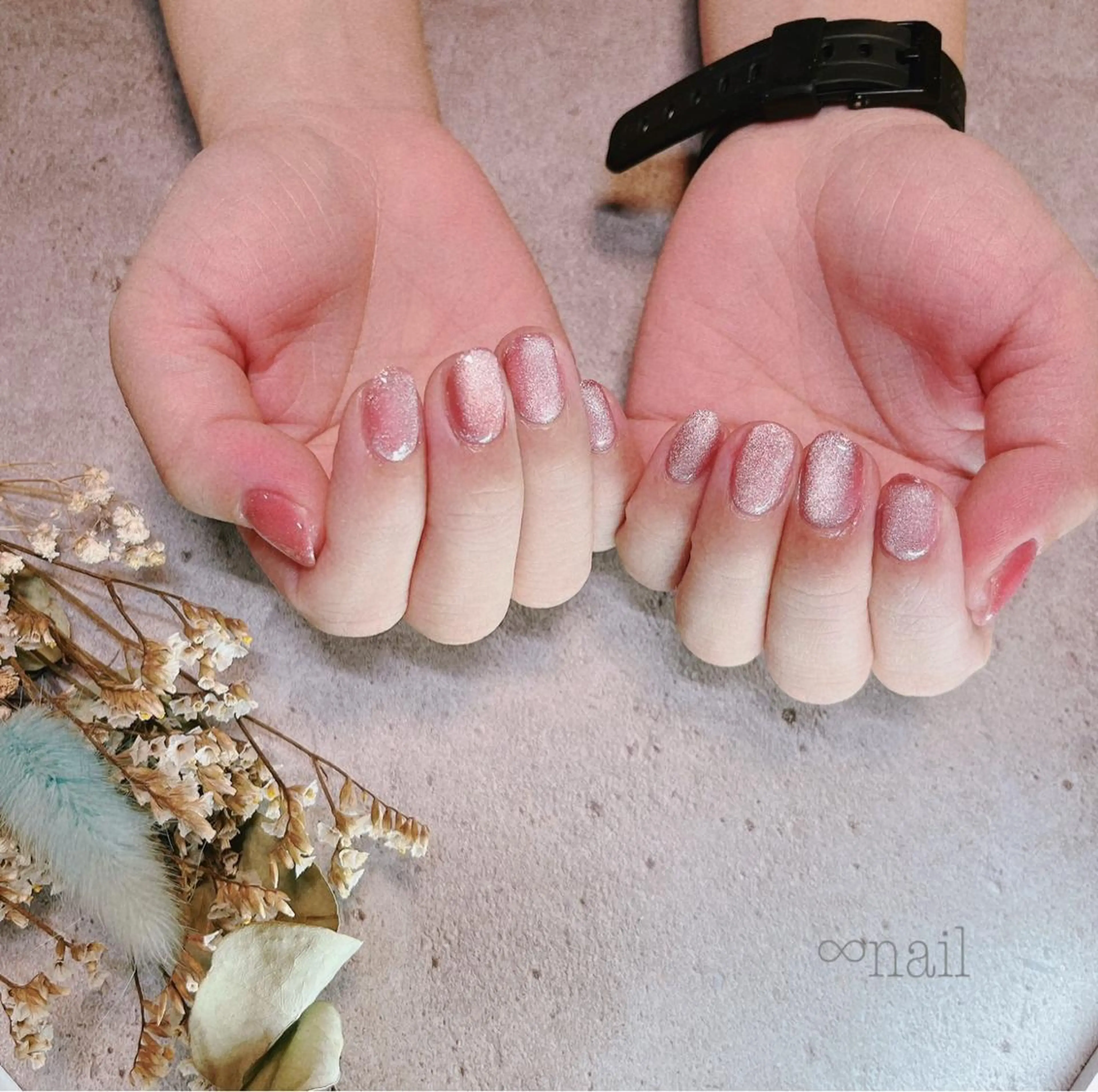ネイル アートネイル ジェルネイル キラキラネイル オフィスネイル パラジェル ♾nail 恵美のマツエク・マツパデザイン